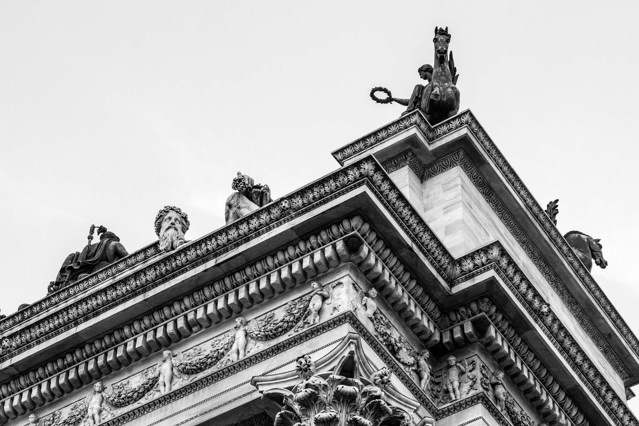 Canon EF 50mm F1.8 II sample photo. Arco della pace, milano photography