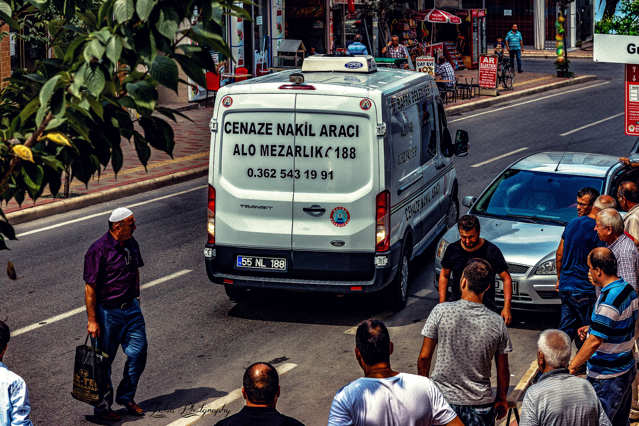 Canon EOS 70D + Canon EF 50mm F1.8 II sample photo. Hearse/ cenaze nakli photography