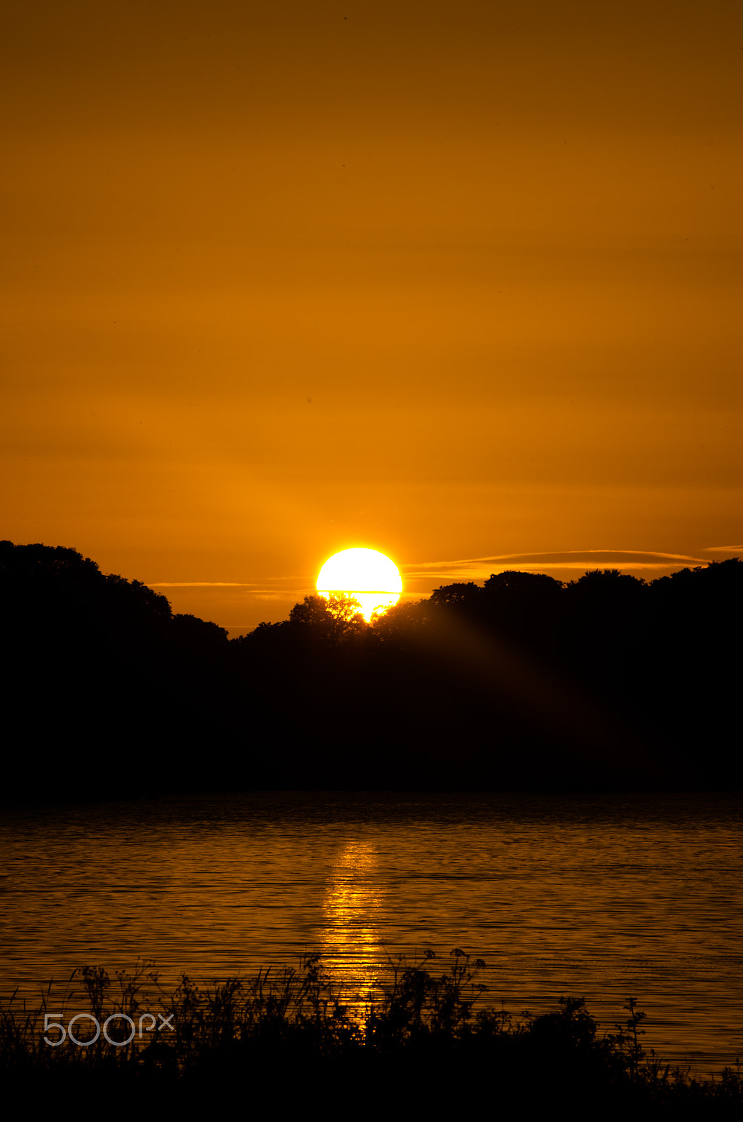 Pentax smc DA 50-200mm F4-5.6 ED WR sample photo. Sunset at ross castle photography