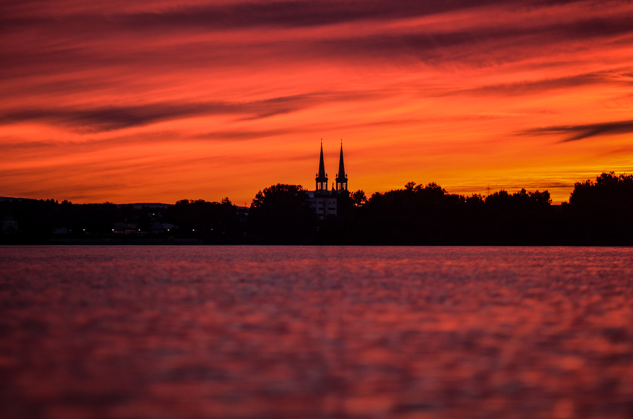 Sigma 70-200mm F2.8 EX DG OS HSM sample photo. Wonderful dawn photography
