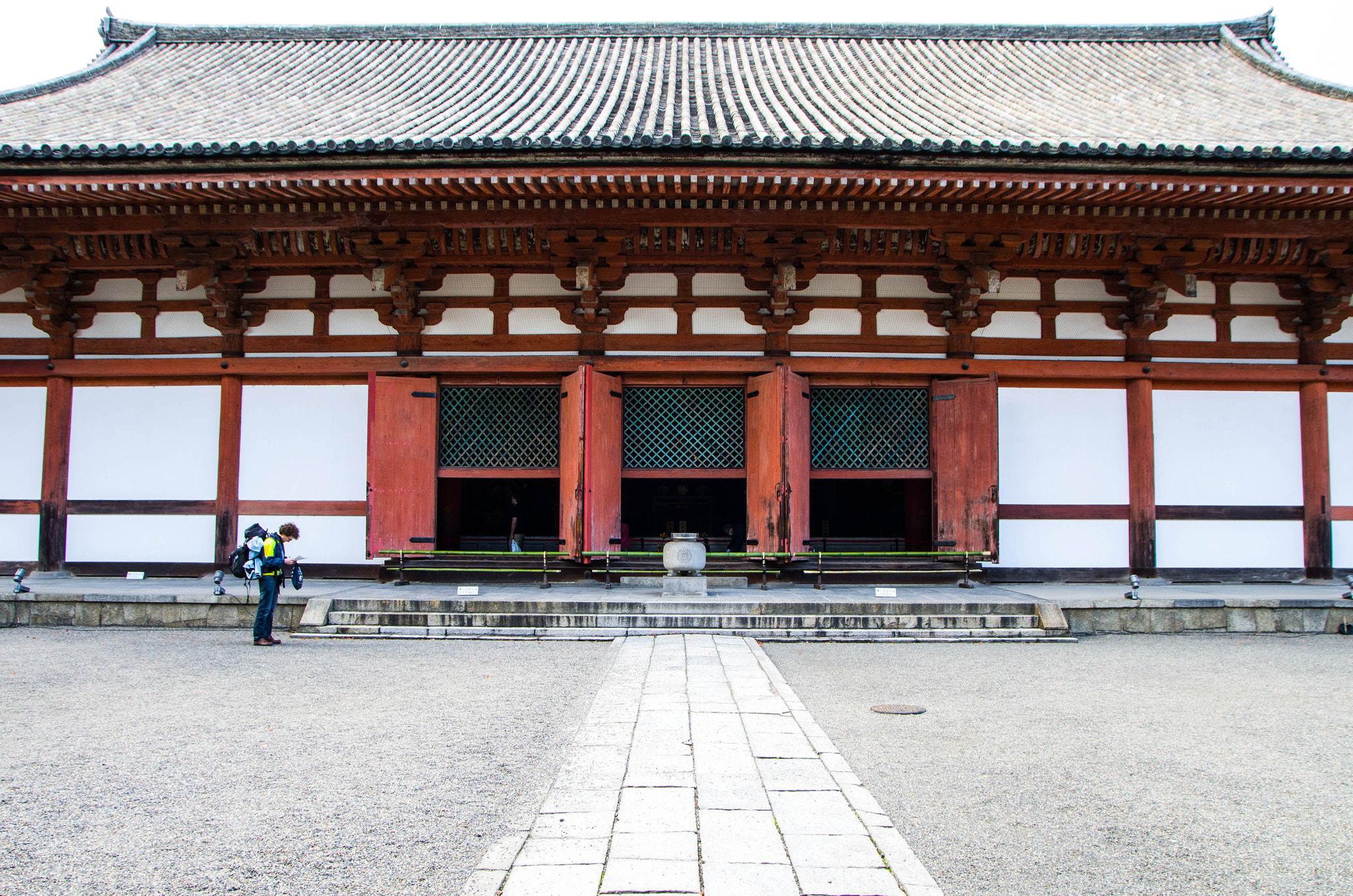 Sigma 17-70mm F2.8-4 DC Macro OS HSM sample photo. Tourist to kyoto photography