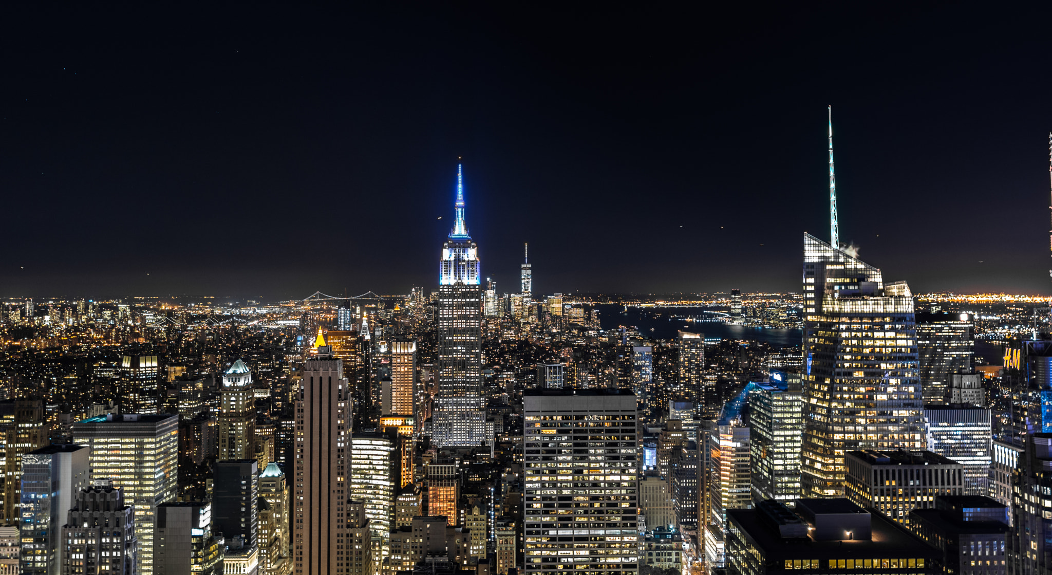 Nikon D7100 + Nikon AF-S Nikkor 20mm F1.8G ED sample photo. By night photography