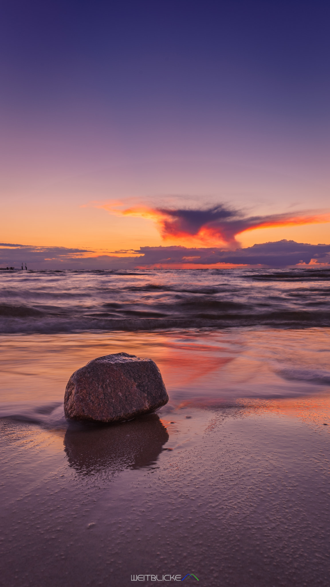 Sony a7 + ZEISS Batis 25mm F2 sample photo. The stone in the sunset... photography