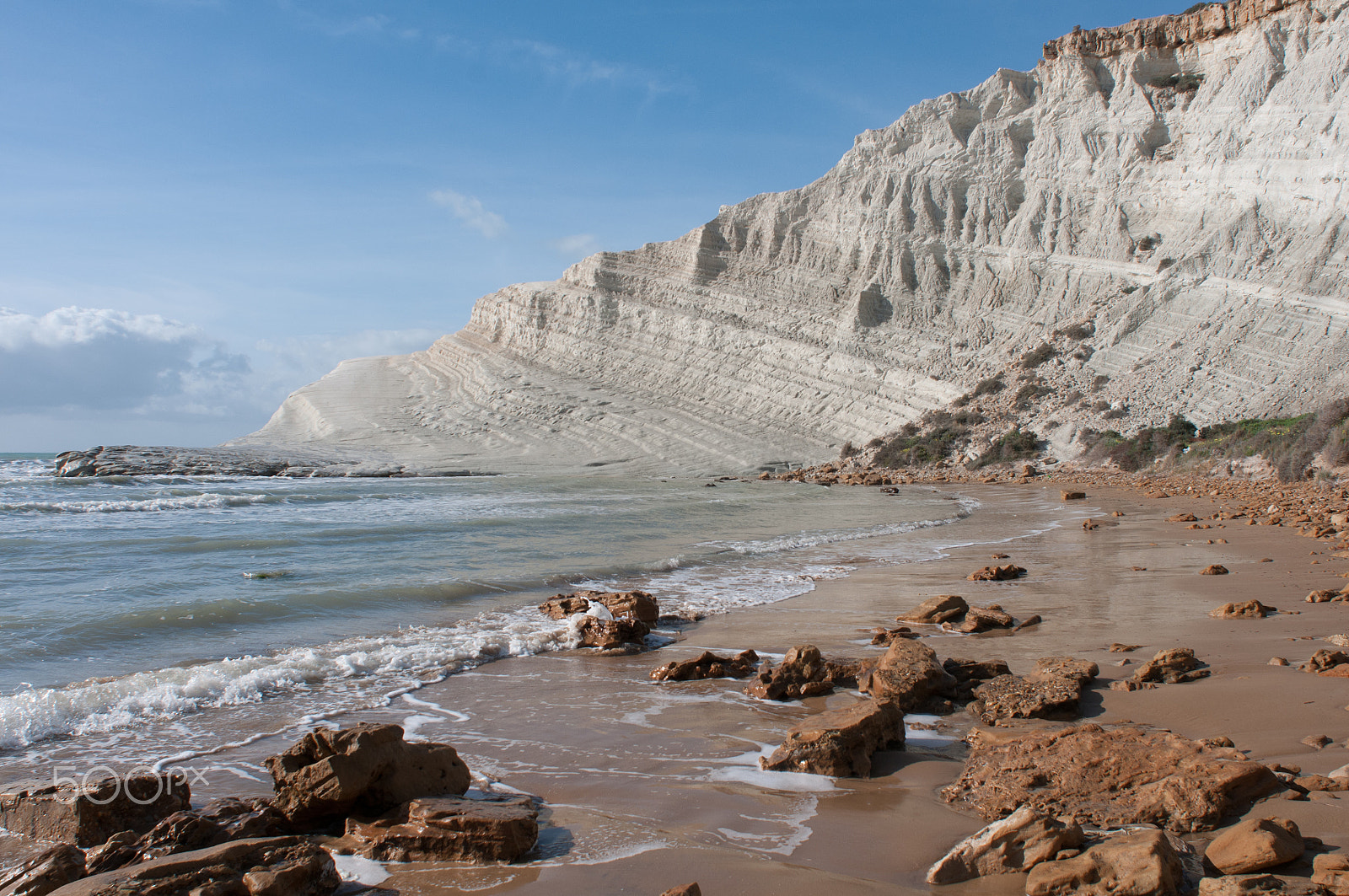 Nikon D300 + Nikon AF Nikkor 20mm F2.8D sample photo. Scala dei turchi sud photography