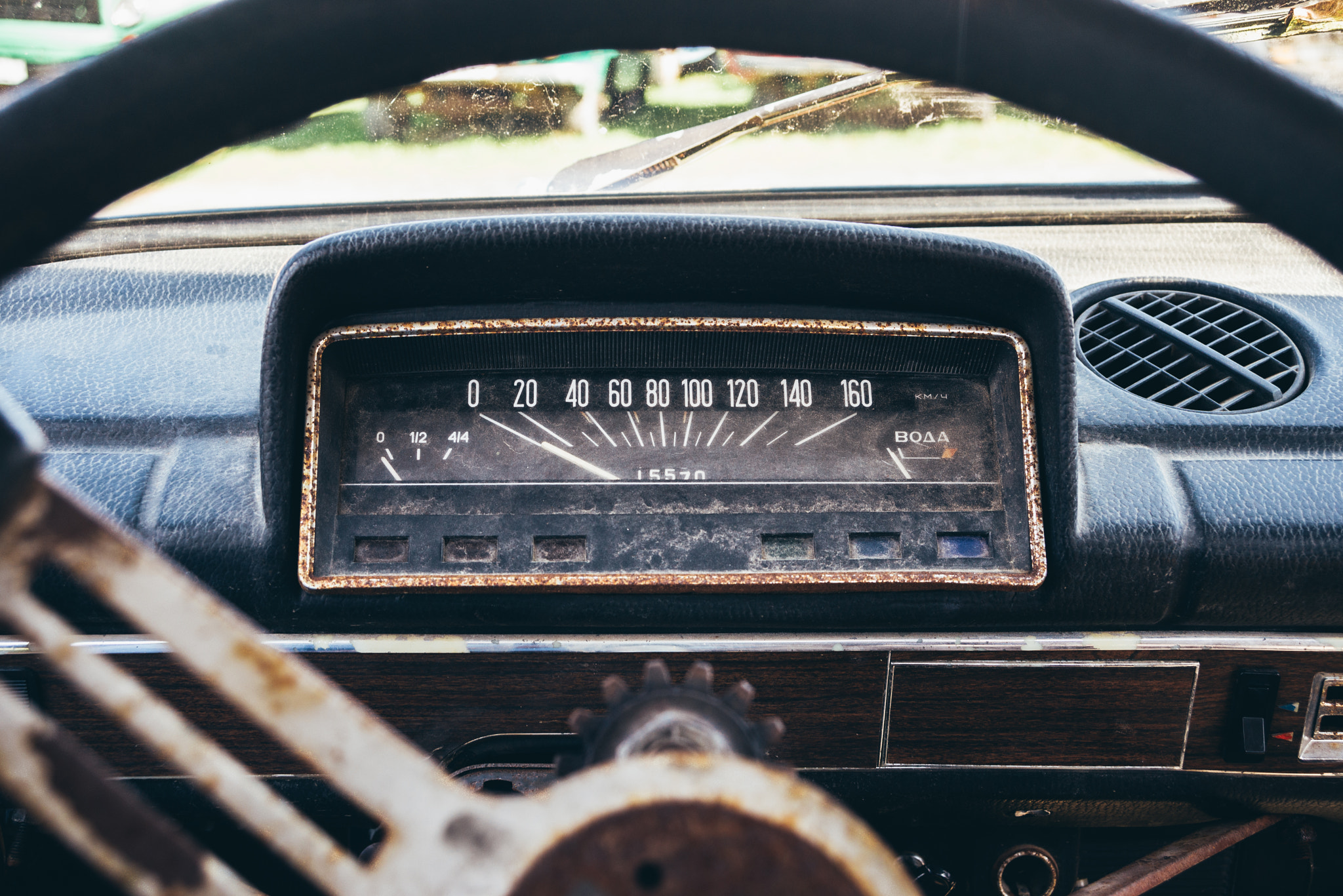 AF Zoom-Nikkor 28-70mm f/3.5-4.5D sample photo. Vaz-2101 dashboard / Приборная панель ВАЗ-2101 photography