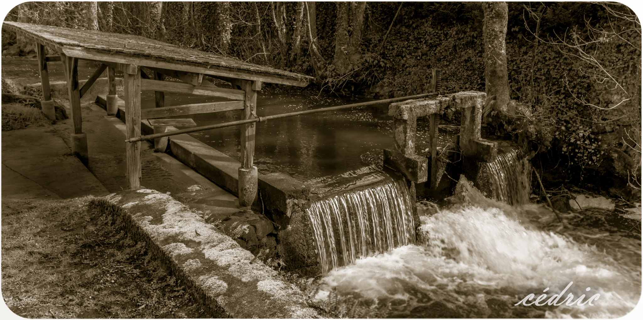 Sigma 18-200mm F3.5-6.3 II DC OS HSM sample photo. Ancien lavoir à mortain photography