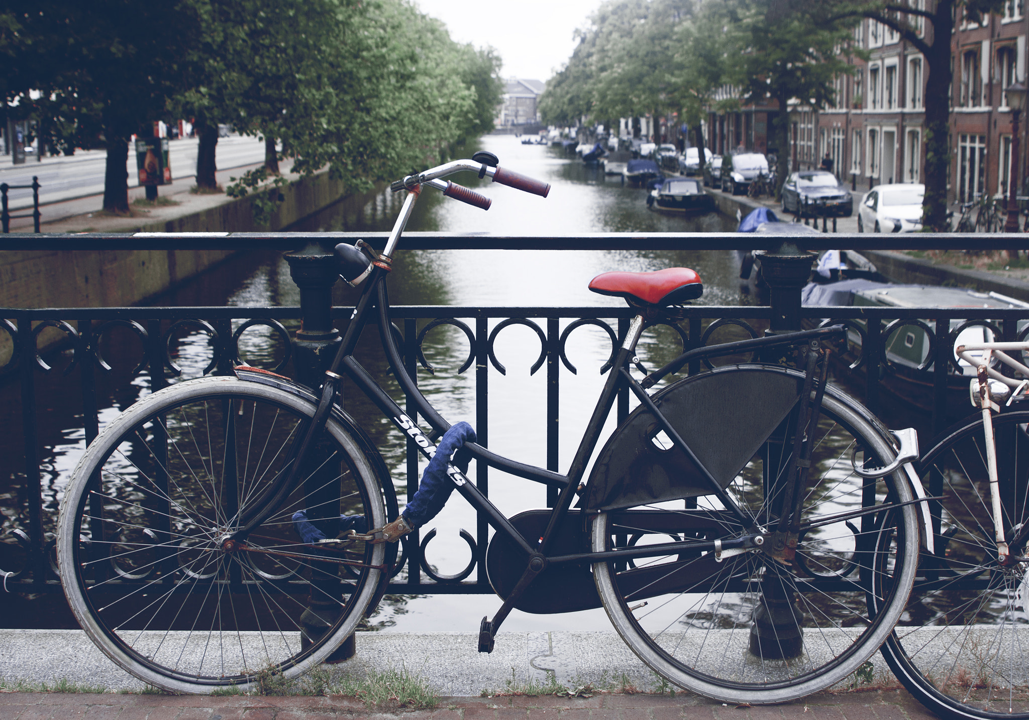 Canon EF 28-105mm f/3.5-4.5 USM sample photo. Amsterdam photography