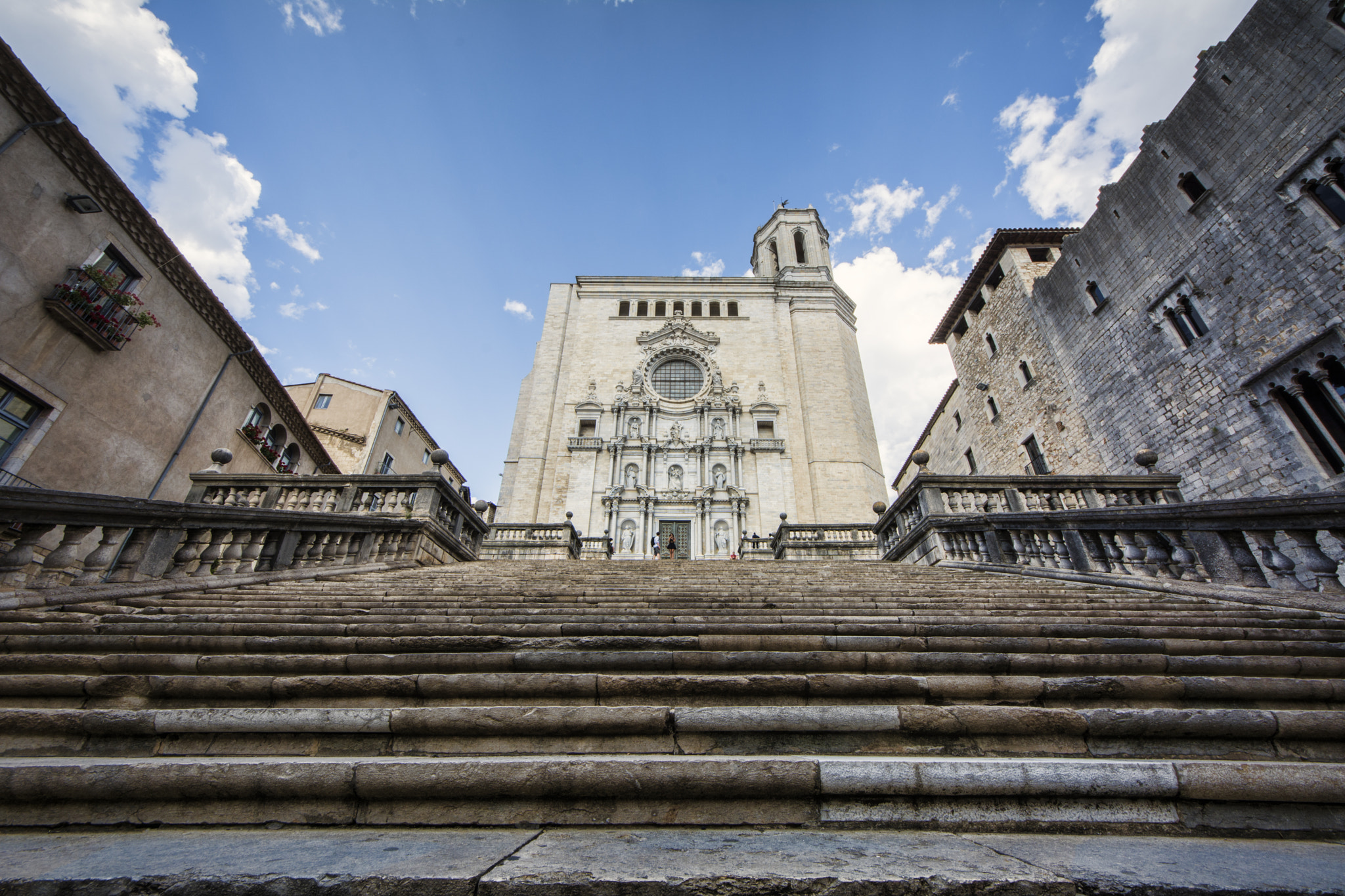 Sigma 8-16mm F4.5-5.6 DC HSM sample photo. Girona photography