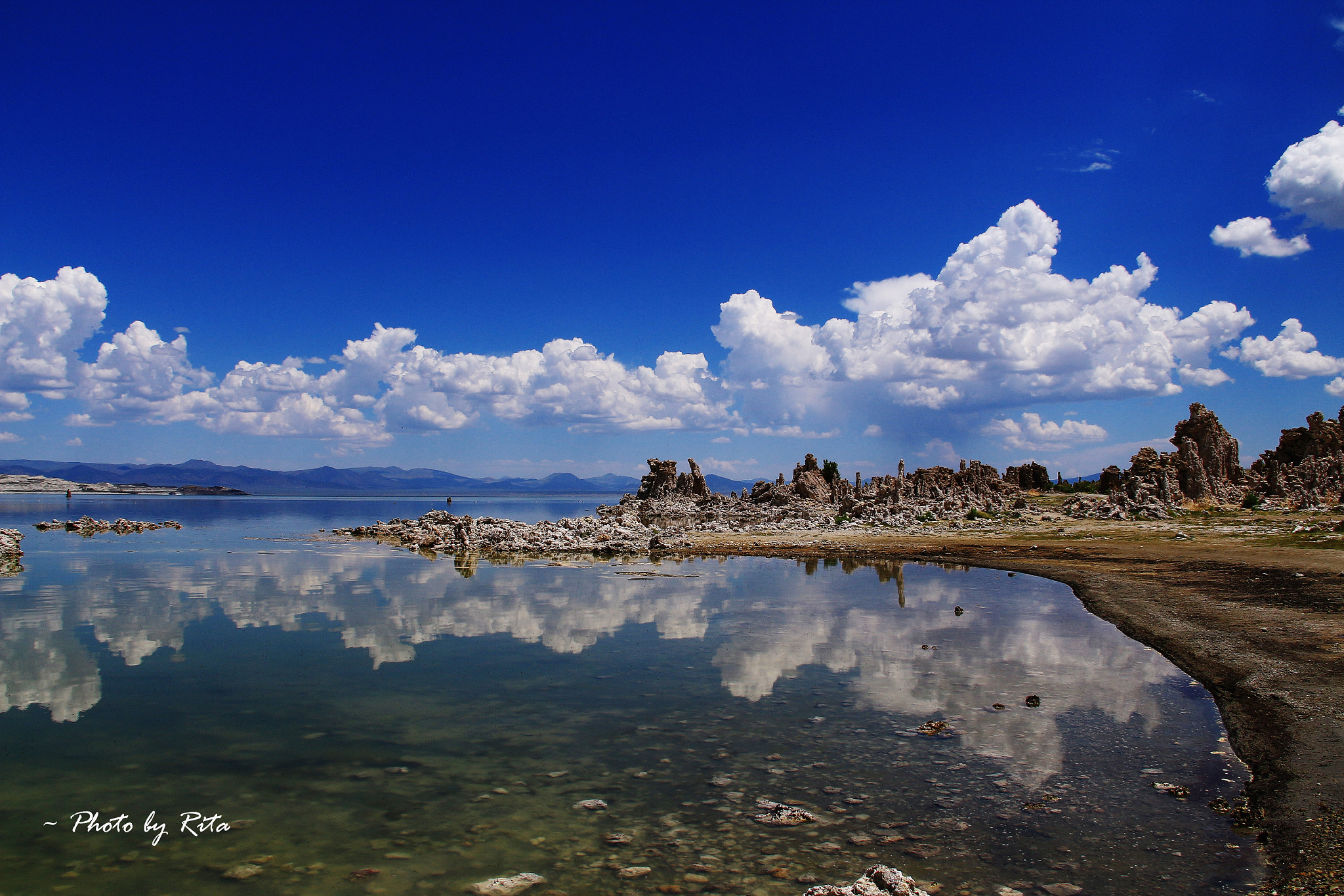 Canon EF 22-55mm f/4-5.6 USM sample photo. Mono lake photography
