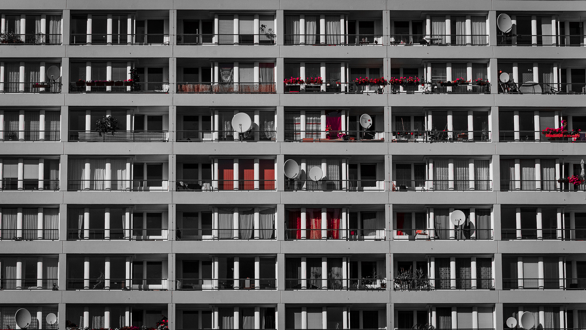 Canon EF-S 55-250mm F4-5.6 IS STM sample photo. Blockbebauung berlin-kreuzberg photography