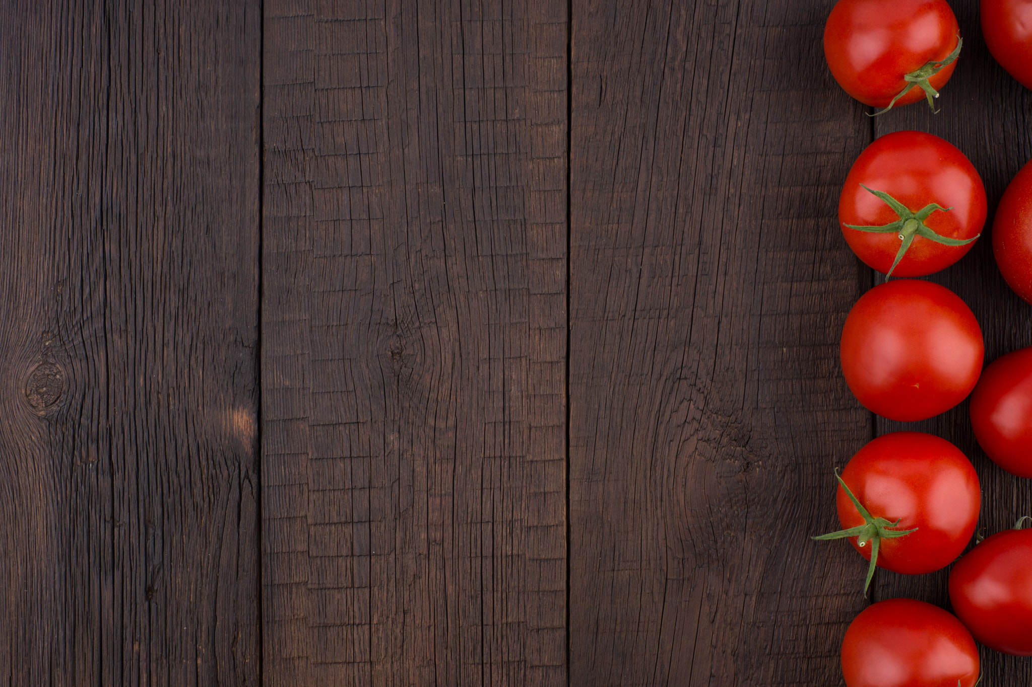 Sony a99 II + Minolta AF 50mm F1.7 sample photo. Fresh tomatoes on rustic wooden background. photography