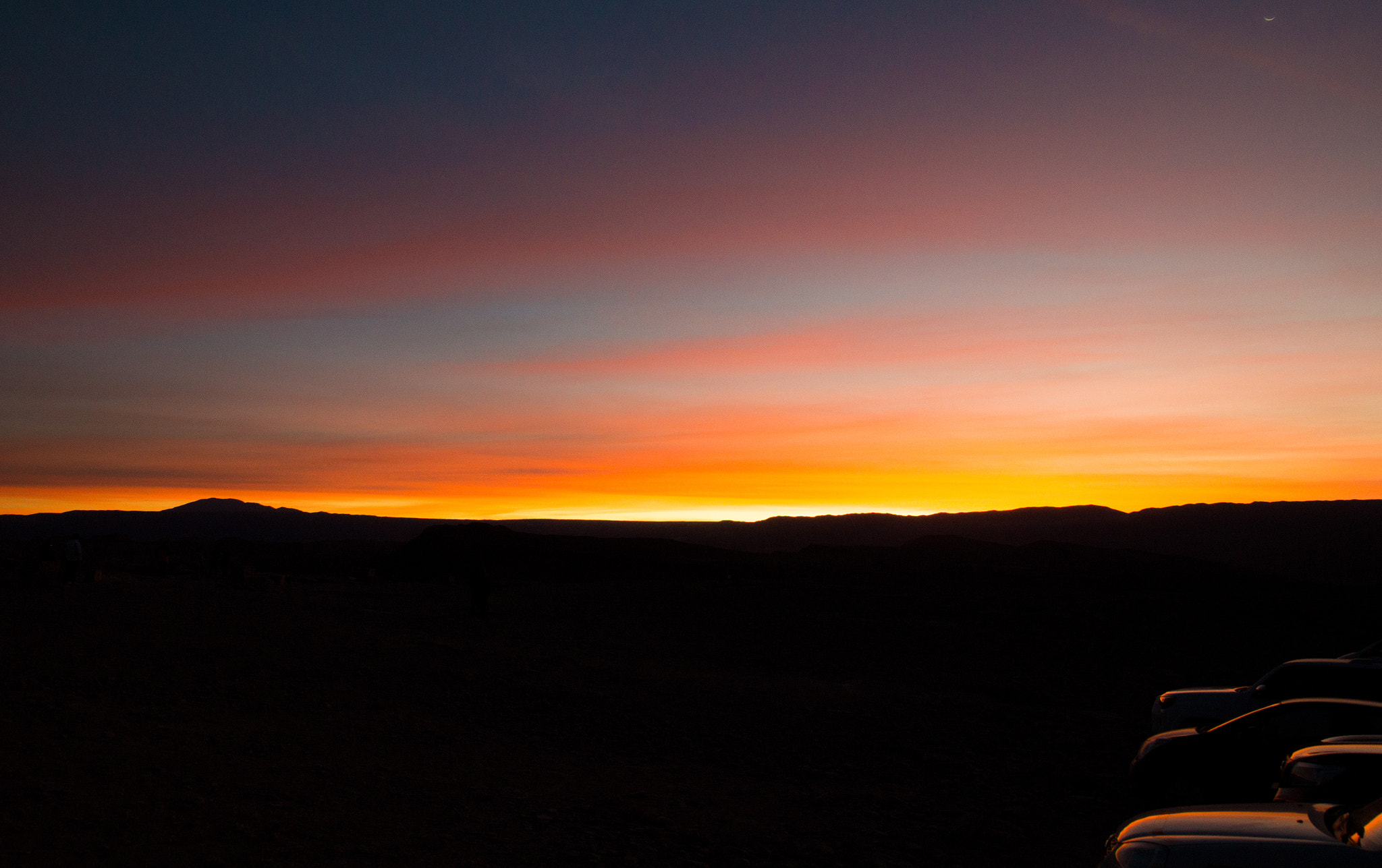 Sony SLT-A58 sample photo. Sunset in the car! photography