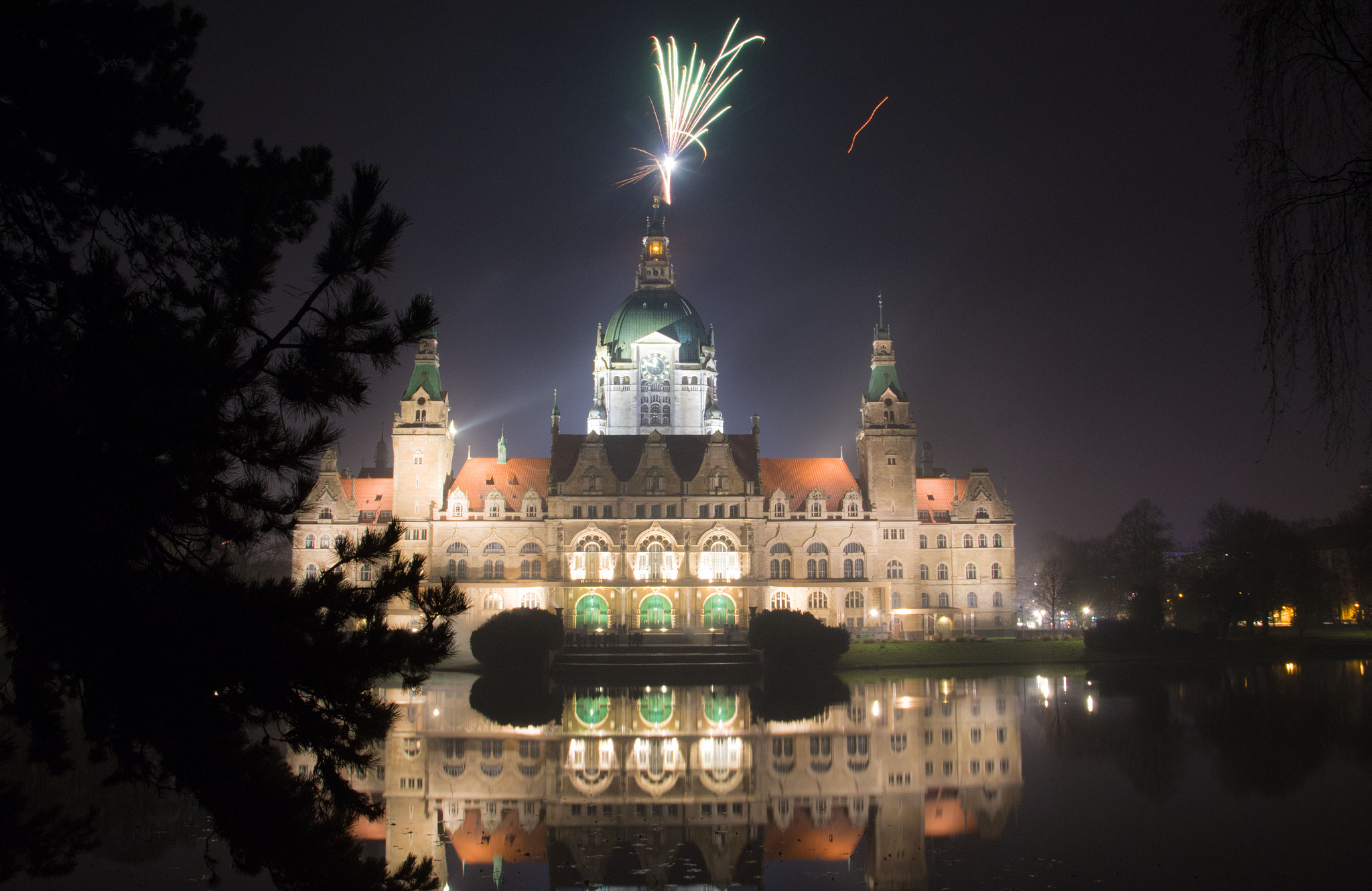 Pentax K-S1 sample photo. Neue rathaus - hannover /sylvester photography