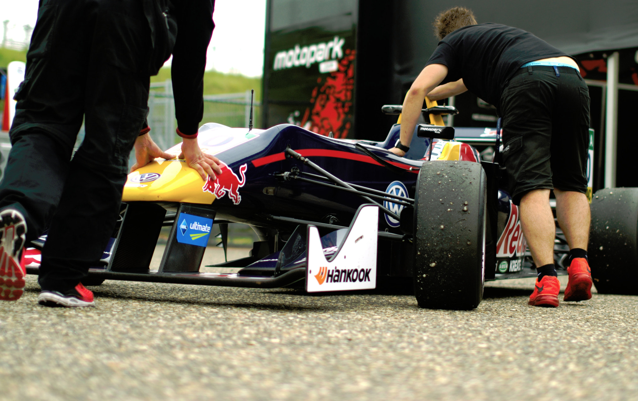 Minolta AF 50mm F1.4 [New] sample photo. Paddock formula 3 photography