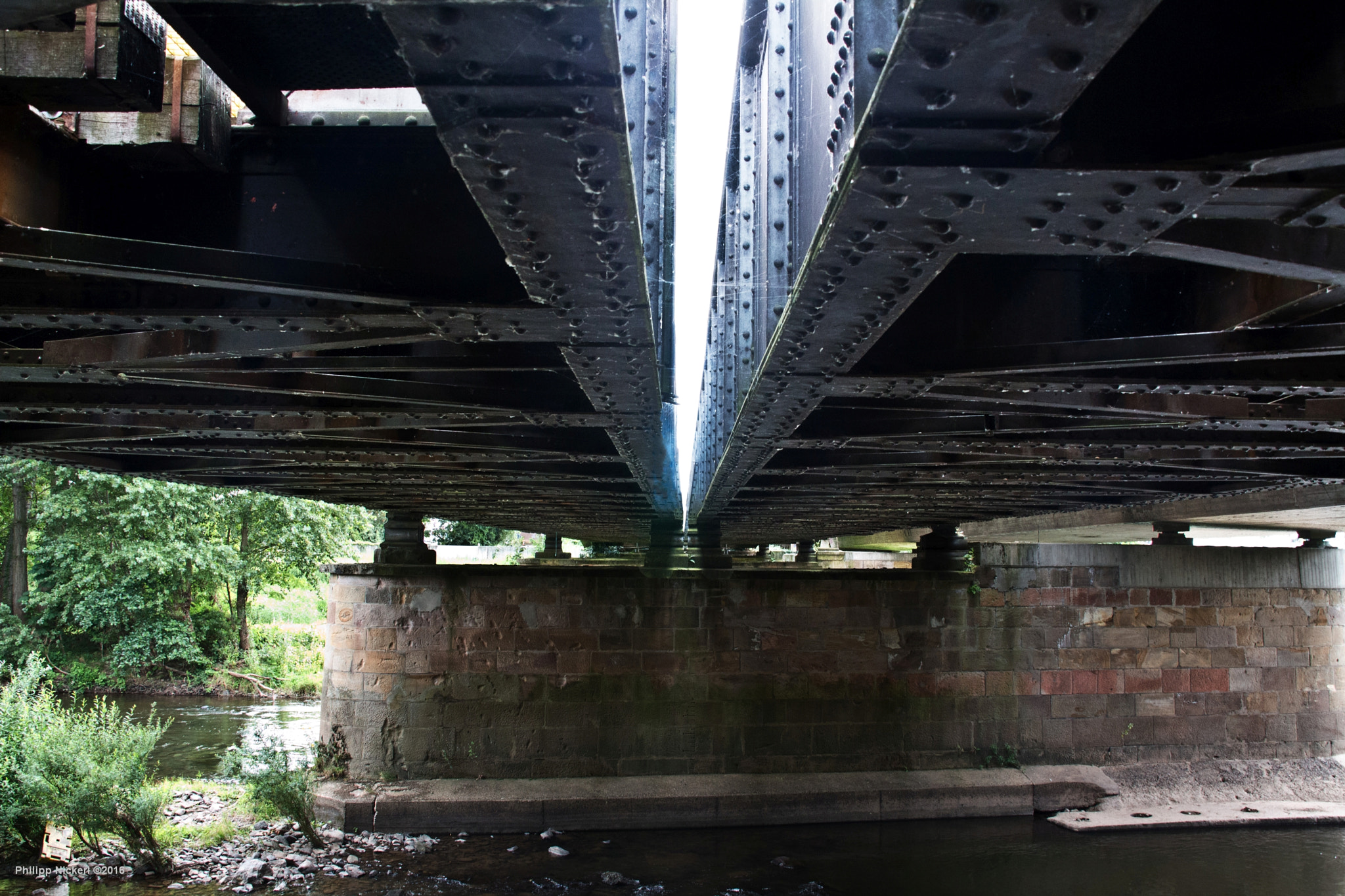 Sigma 18-200mm f/3.5-6.3 DC OS sample photo. In rust we trust - landfuhrbrücke photography