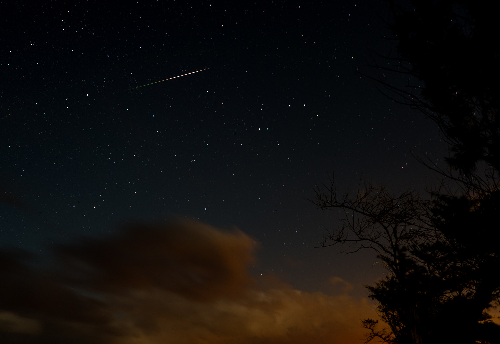 Sony FE 28mm F2 sample photo. Streak of light photography