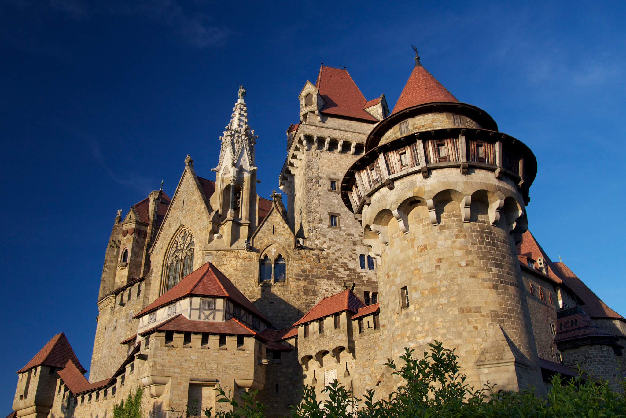 Sigma 18-50mm f/2.8 Macro sample photo. Burg kreuzenstein photography