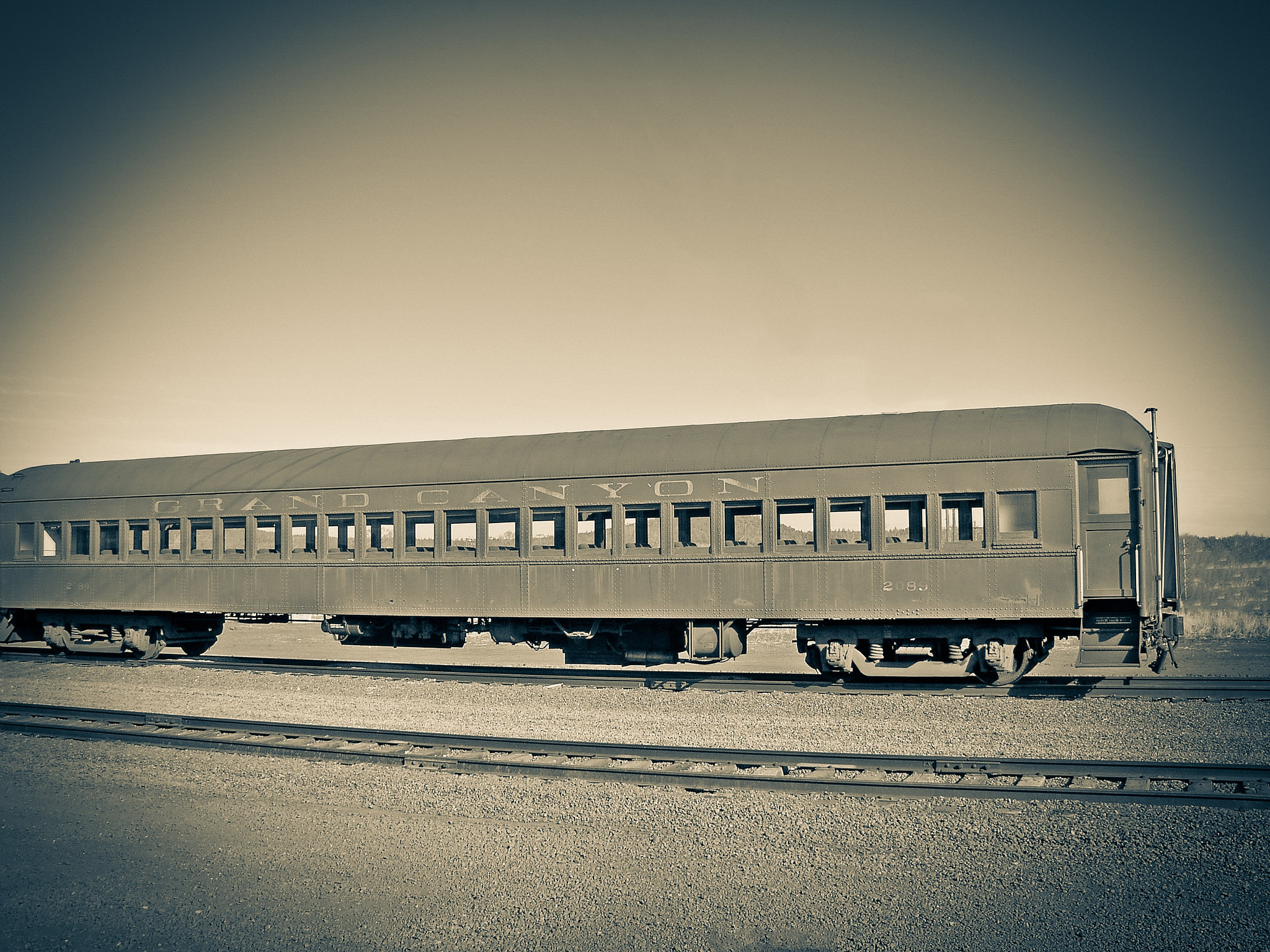 Olympus C5050Z sample photo. Railway photography