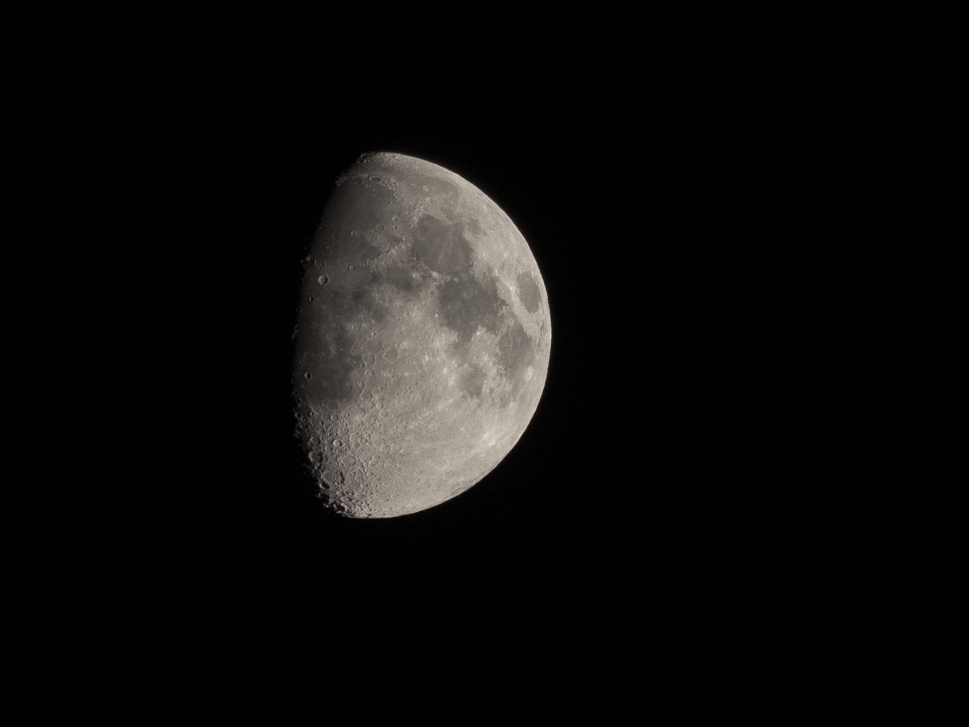 Panasonic Lumix DMC-GX8 sample photo. Moon is gone photography