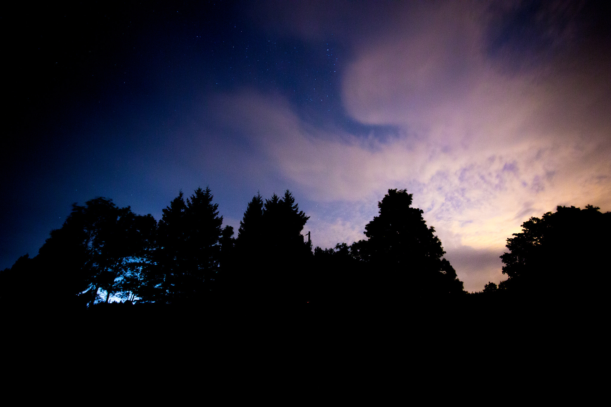 Sigma 17-35mm f/2.8-4 EX DG Aspherical HSM sample photo. Pulse photography