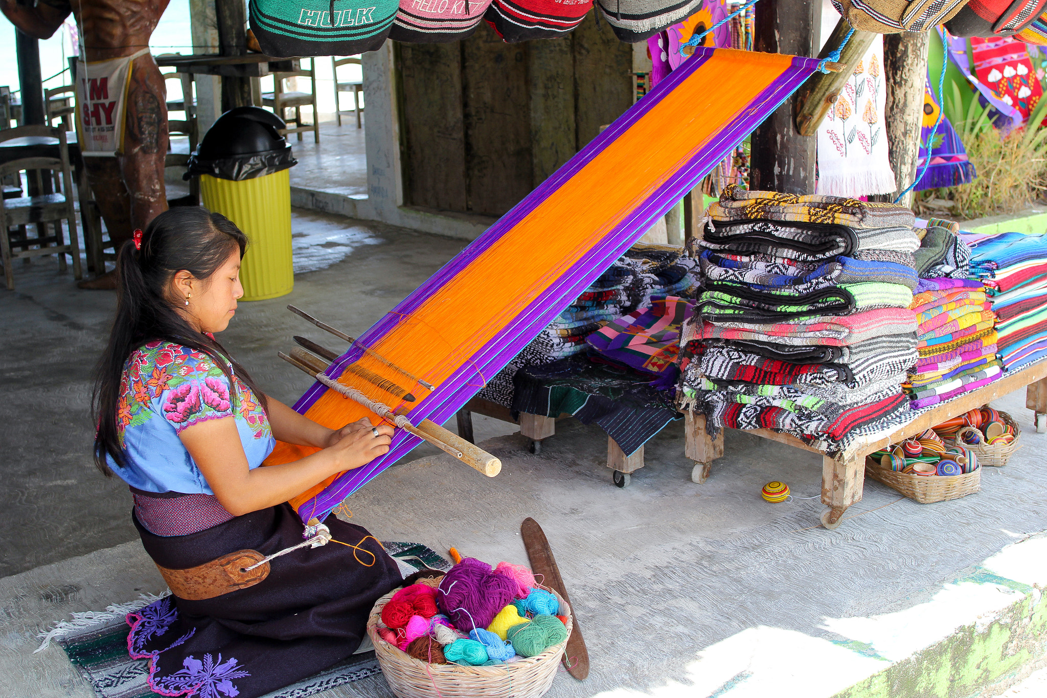 Canon EOS 60D + EF28-70mm f/2.8L USM sample photo. Cozumel blankets photography