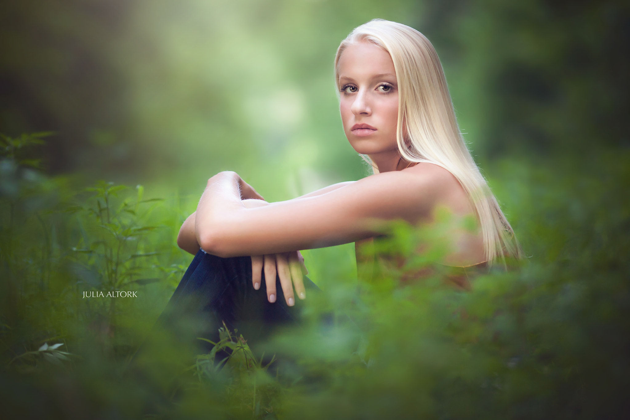 Canon EOS 5D + Canon EF 135mm F2L USM sample photo. Summer senior photography