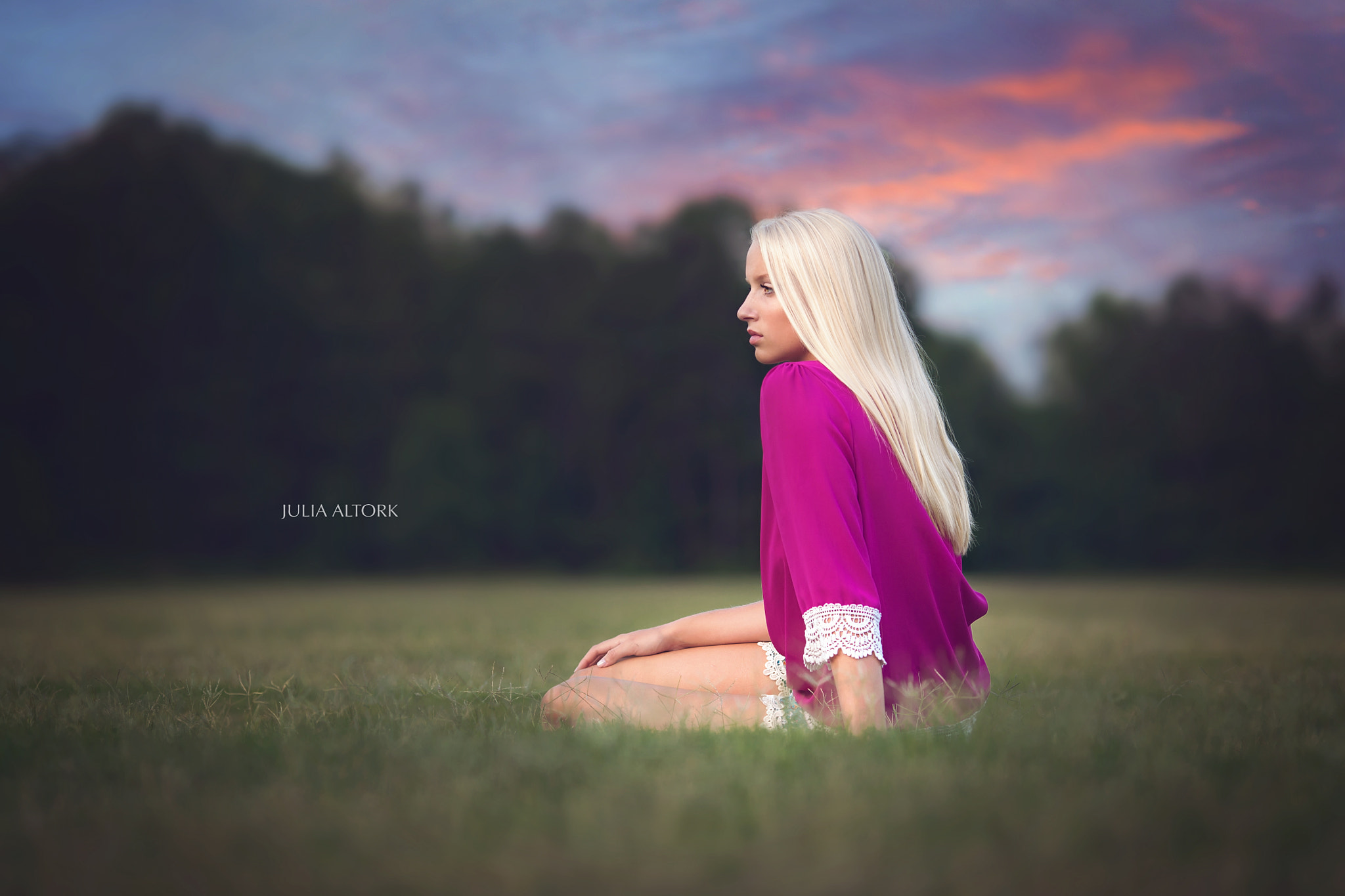 Canon EOS 5D + Canon EF 135mm F2L USM sample photo. Summer senior photography
