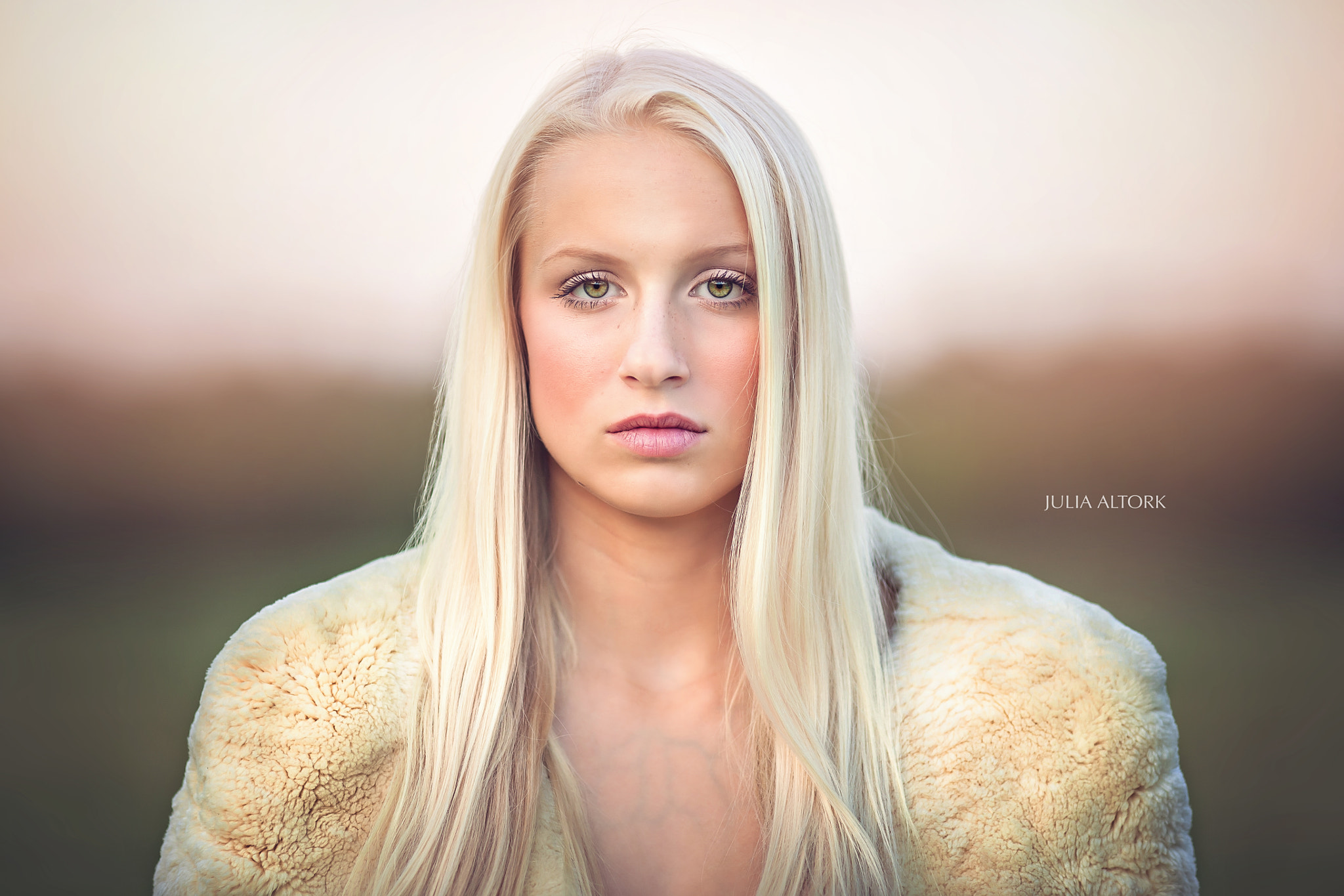 Canon EOS 5D + Canon EF 135mm F2L USM sample photo. Summer senior photography