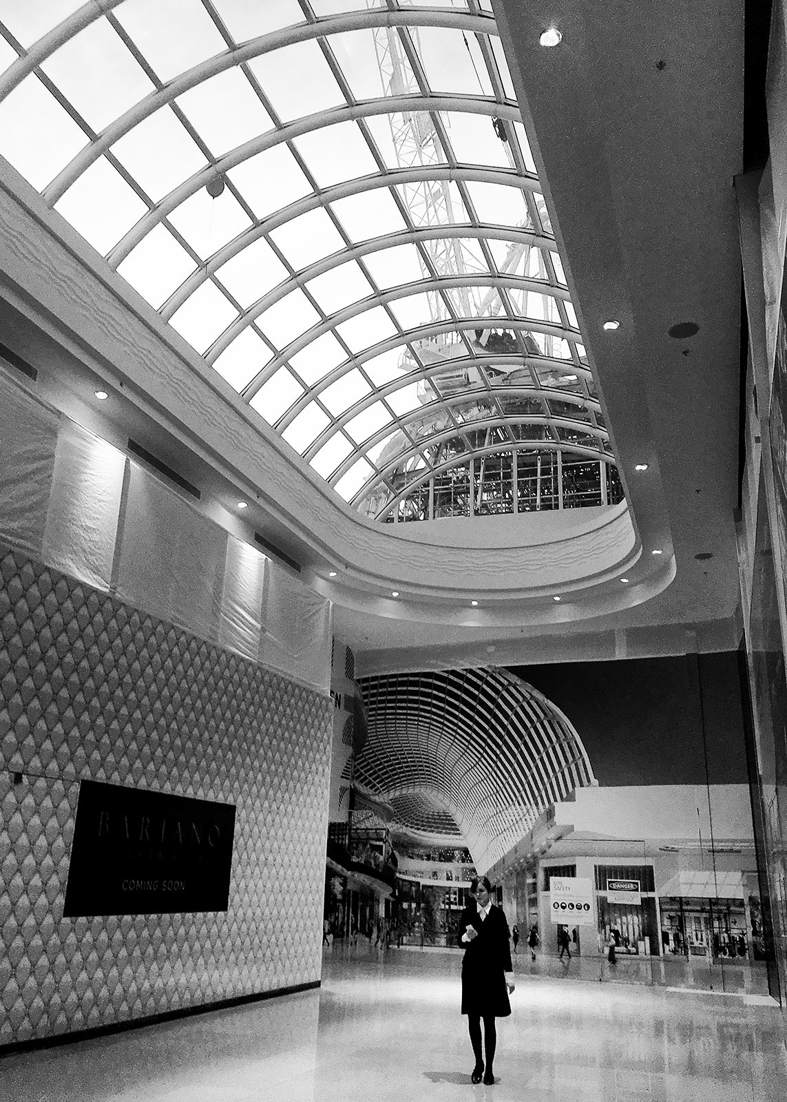 Apple iPhone8,1 sample photo. Shopping mall photography