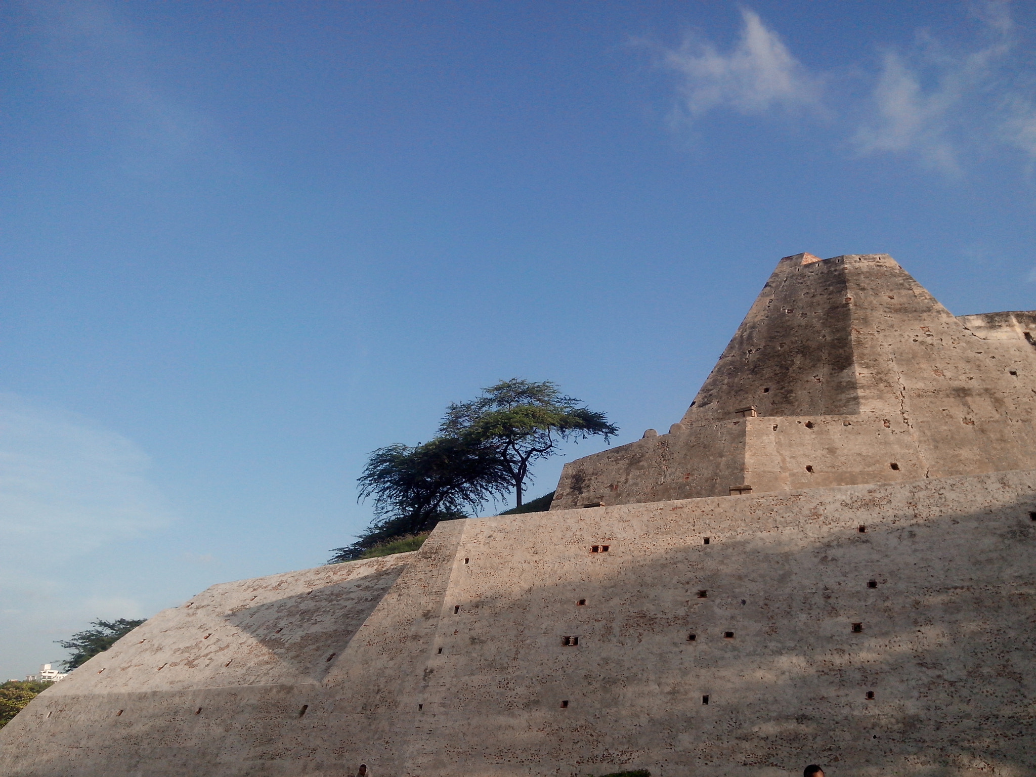 Motorola RAZR D3 sample photo. Otra vista del castillo de san felipe photography