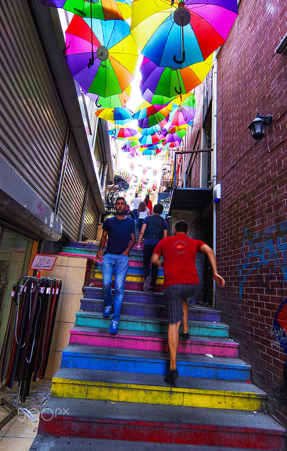 Pentax smc DA 12-24mm F4.0 ED AL (IF) sample photo. Colorful street photography