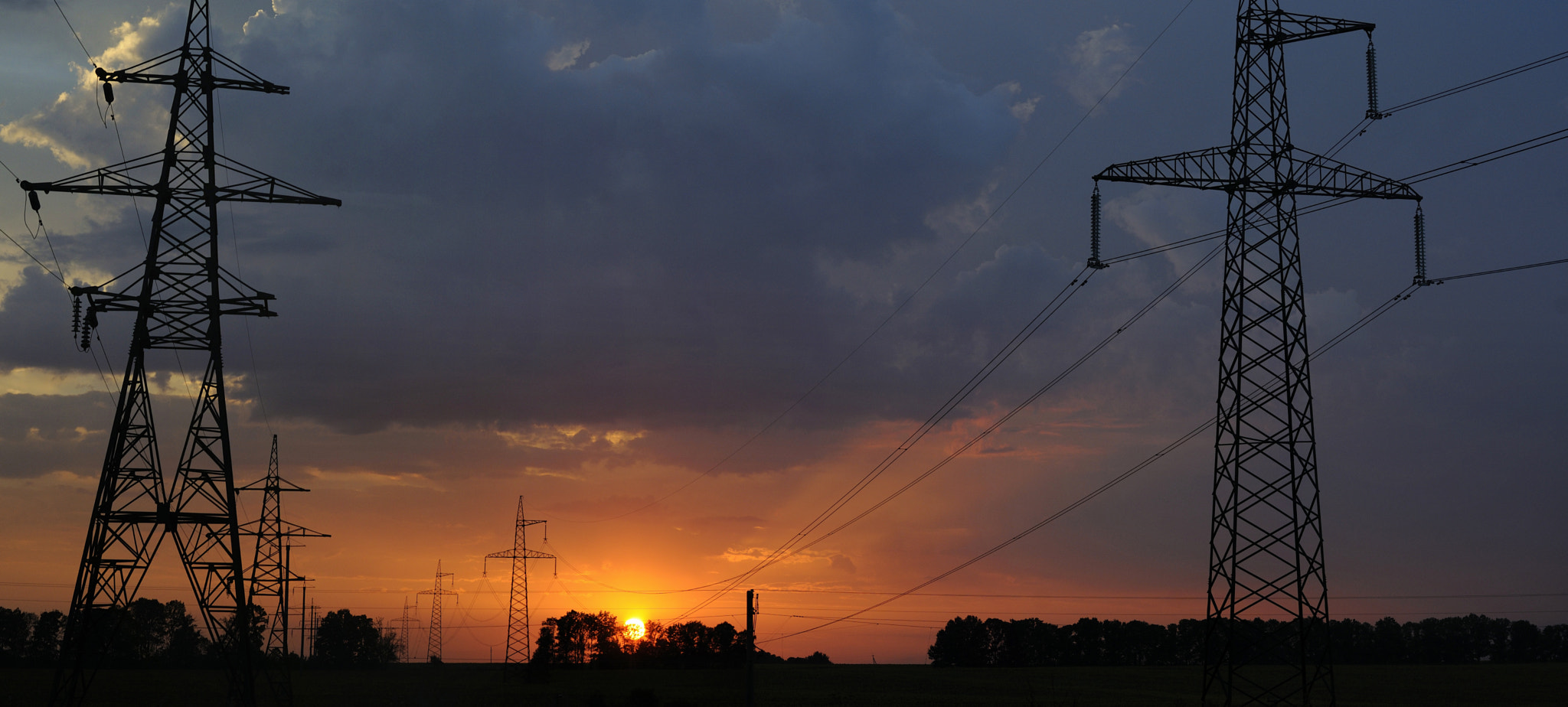 Nikon D300S + Nikon AF-S Nikkor 50mm F1.4G sample photo. Urban sunset photography