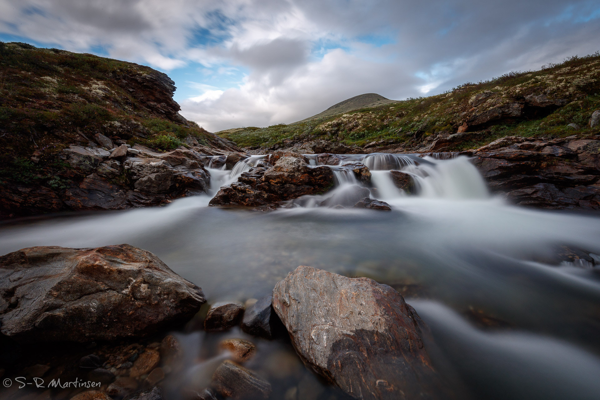 Canon EF 16-35mm F4L IS USM sample photo. Wilderness in norway photography