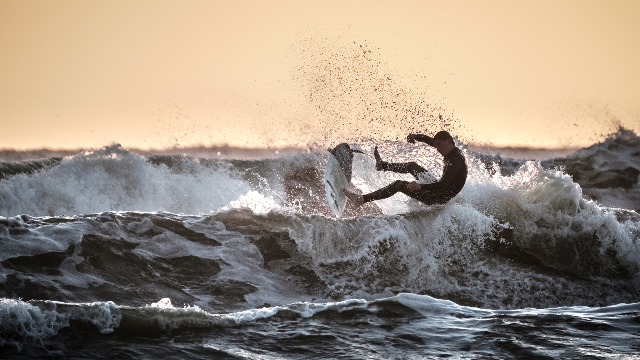 Fujifilm XF 100-400mm F4.5-5.6 R LM OIS WR sample photo. Dunraven bay at sunset photography