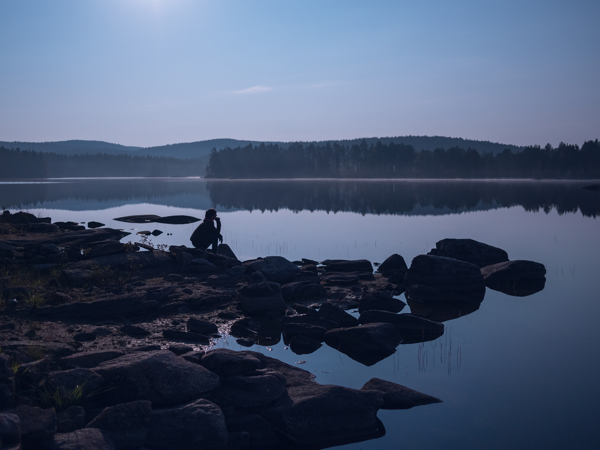 Panasonic Lumix DMC-GX7 + Panasonic Lumix G 20mm F1.7 ASPH sample photo. Moonlight meditation photography
