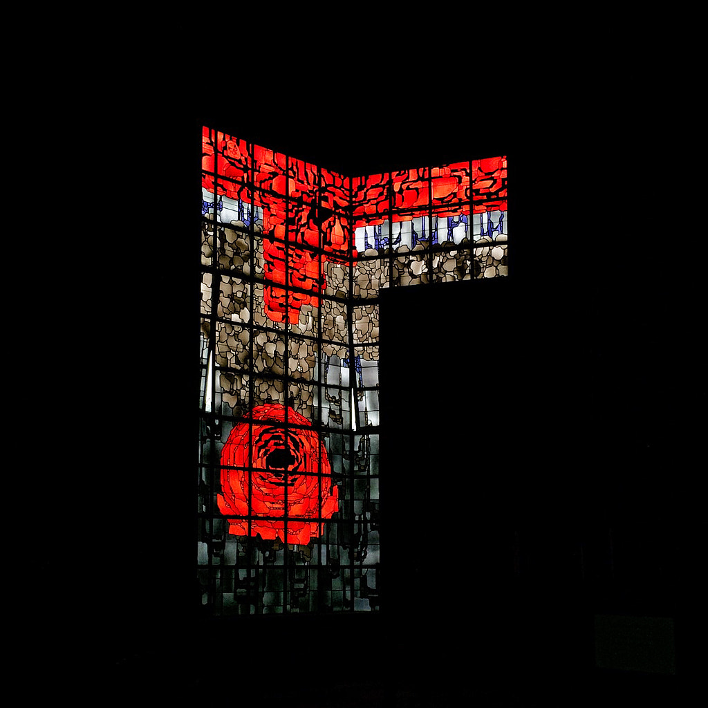 rosenfenster by dirk derbaum on 500px.com