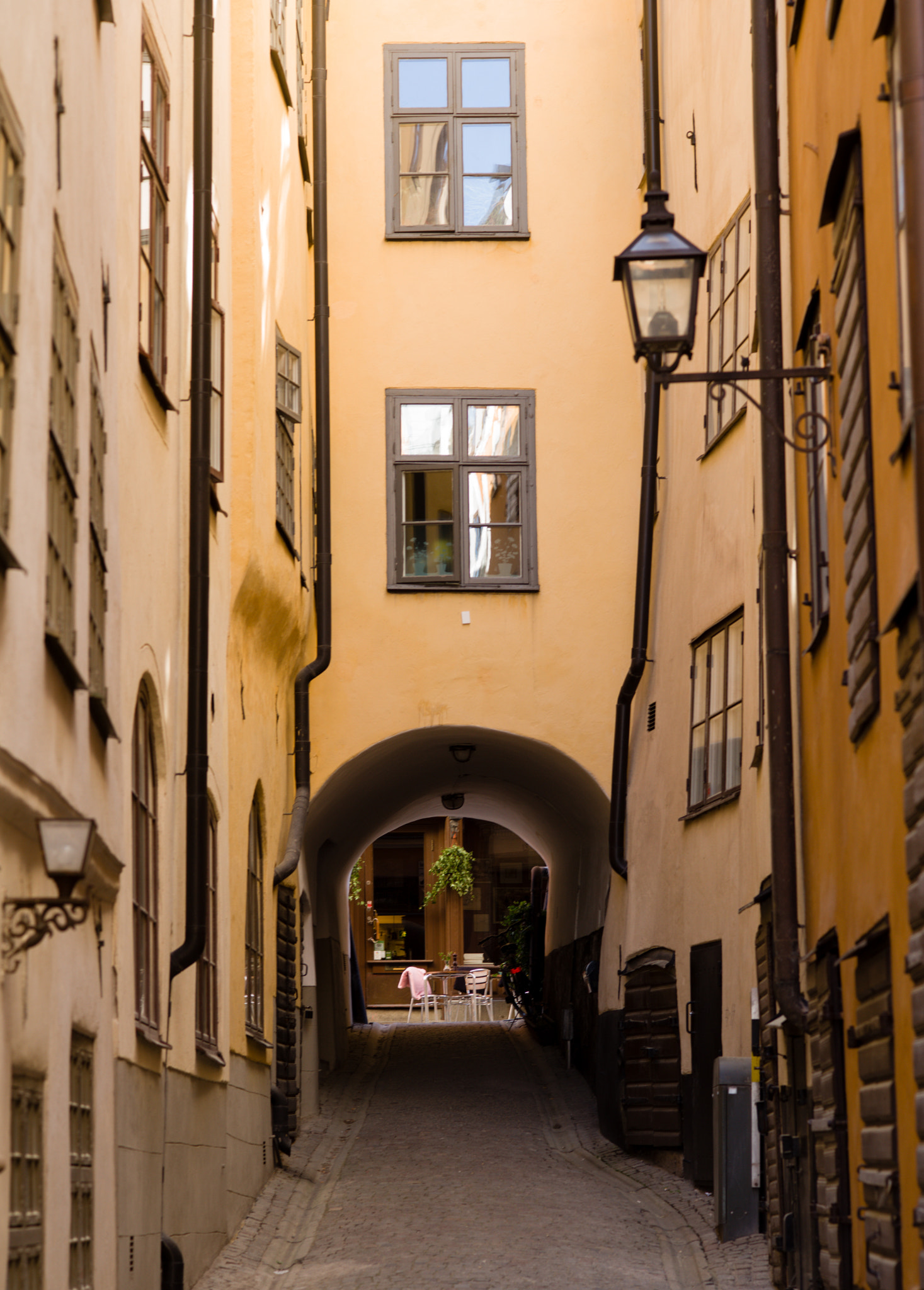 Leica APO-Summicron-M 90mm F2 ASPH sample photo. Stockholm - gamla stan photography