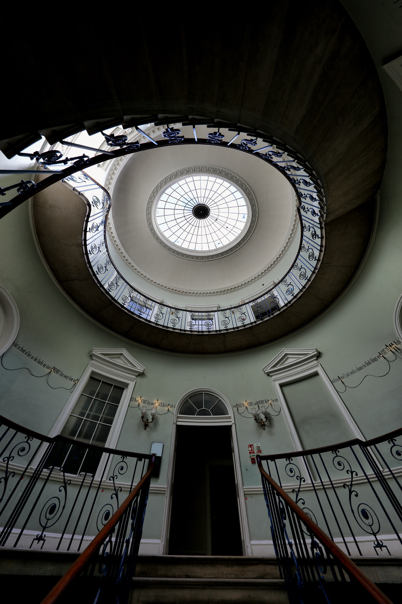 Canon EOS 5DS R + Canon EF 11-24mm F4L USM sample photo. London photography