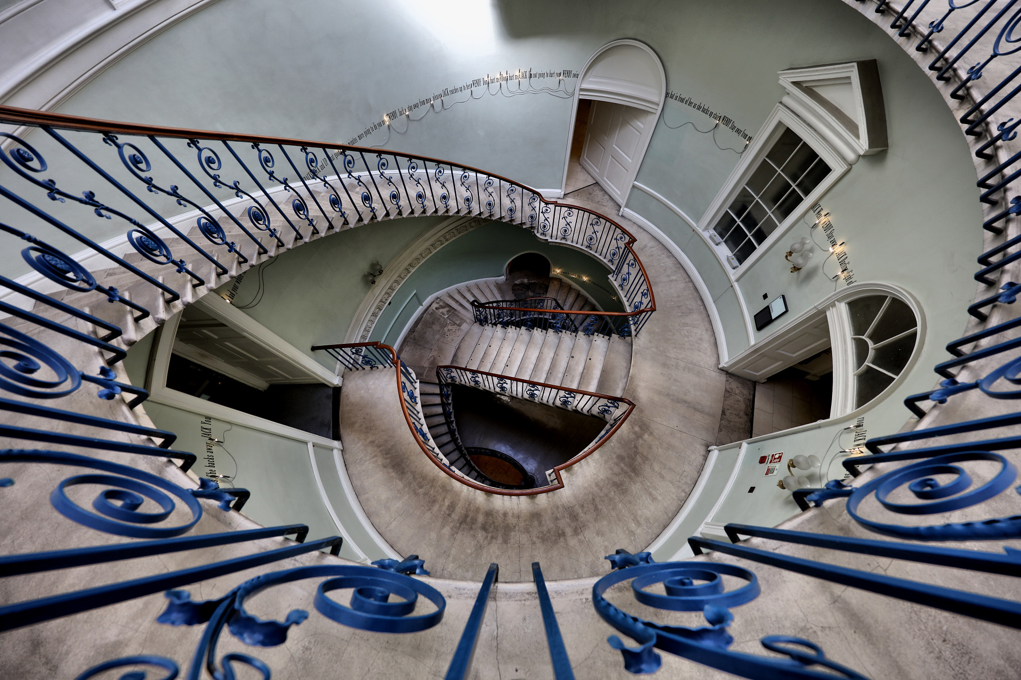 Canon EOS 5DS R + Canon EF 11-24mm F4L USM sample photo. London photography