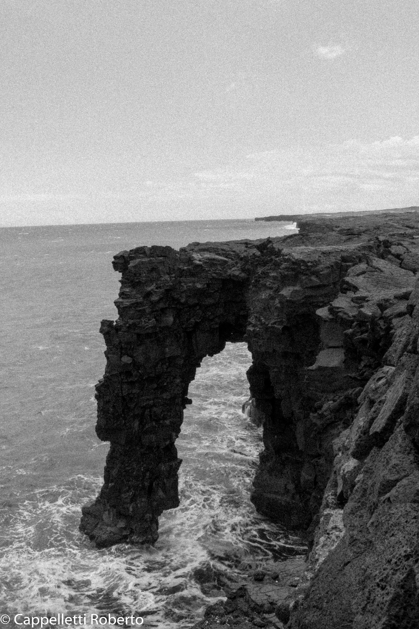 Canon EF 24-70mm F4L IS USM sample photo. Kilauea cliffs photography