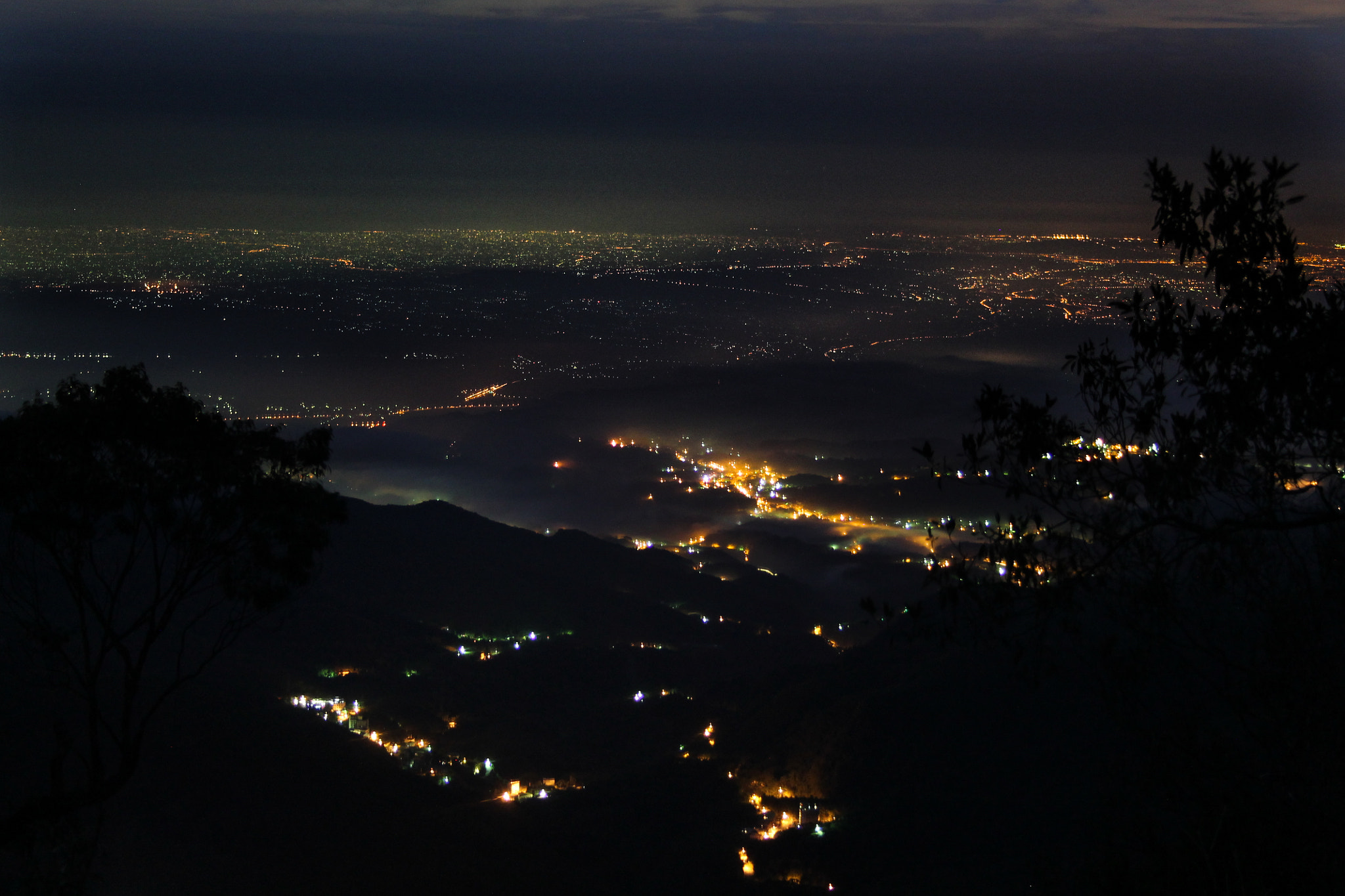 Canon EF-S 18-55mm F3.5-5.6 II sample photo. 南投，溪頭天文台 夜景 photography