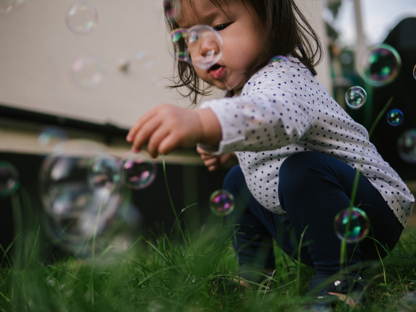 Panasonic Lumix DMC-GX85 (Lumix DMC-GX80 / Lumix DMC-GX7 Mark II) + Panasonic Leica DG Summilux 25mm F1.4 II ASPH sample photo. Bubbles photography