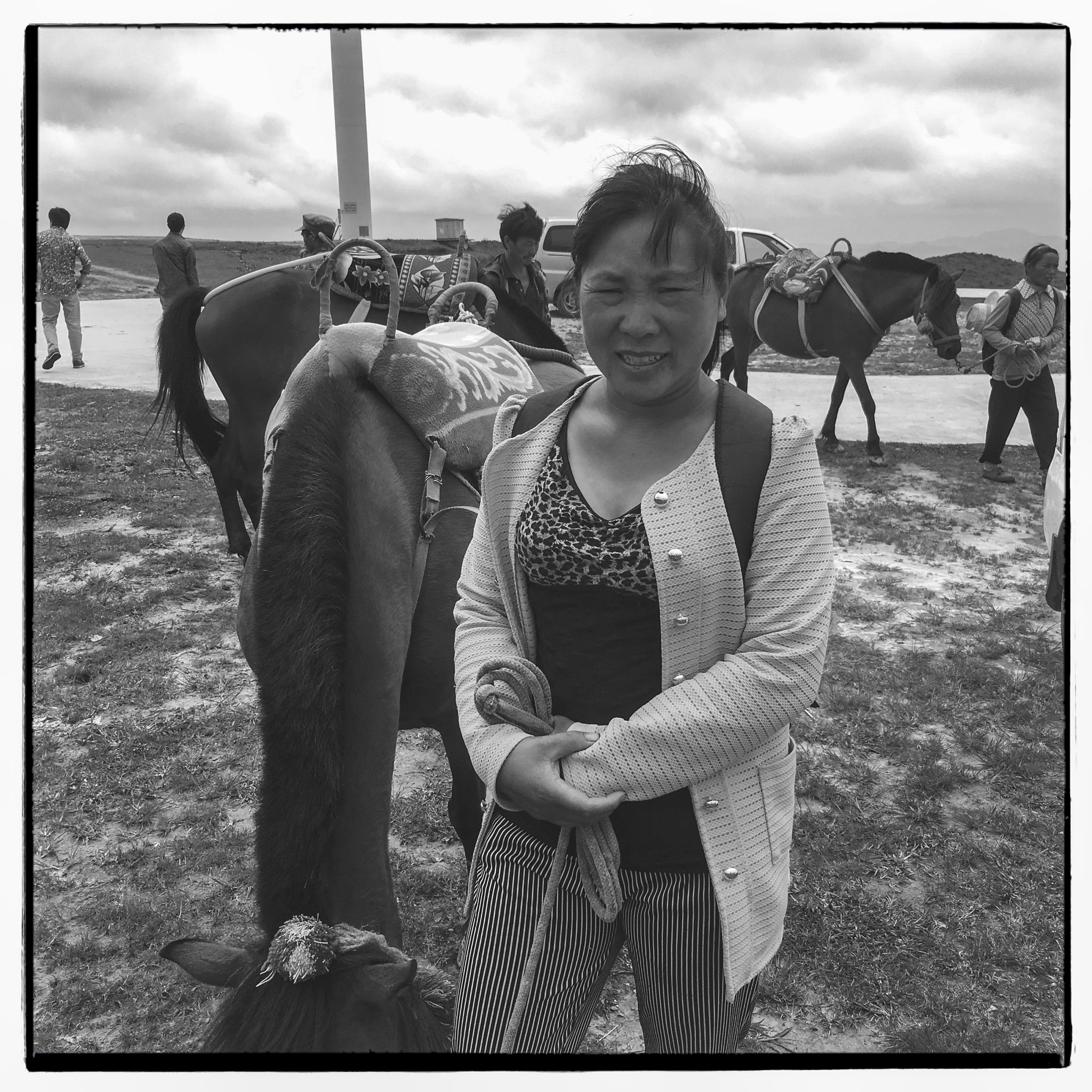 Jag.gr 6X6 for iPhone sample photo. 骑马人 photography
