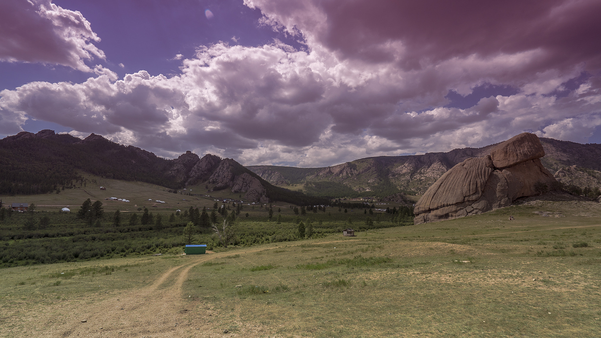 Sony a7S II + Sony Vario-Tessar T* FE 16-35mm F4 ZA OSS sample photo. Mongolia photography