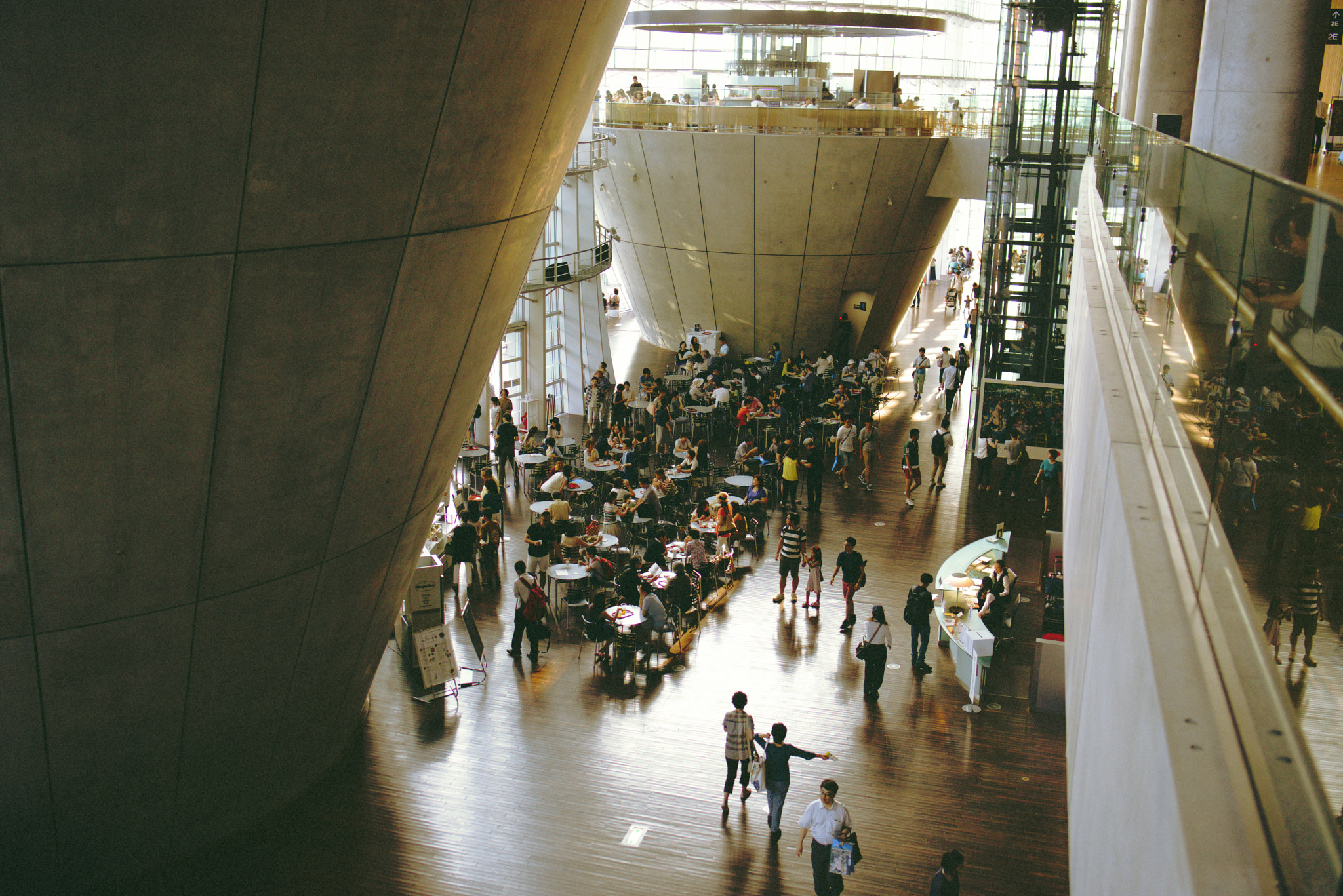 Tamron SP 35mm F1.8 Di VC USD sample photo. The national art center,tokyo,aug 13,2016 photography