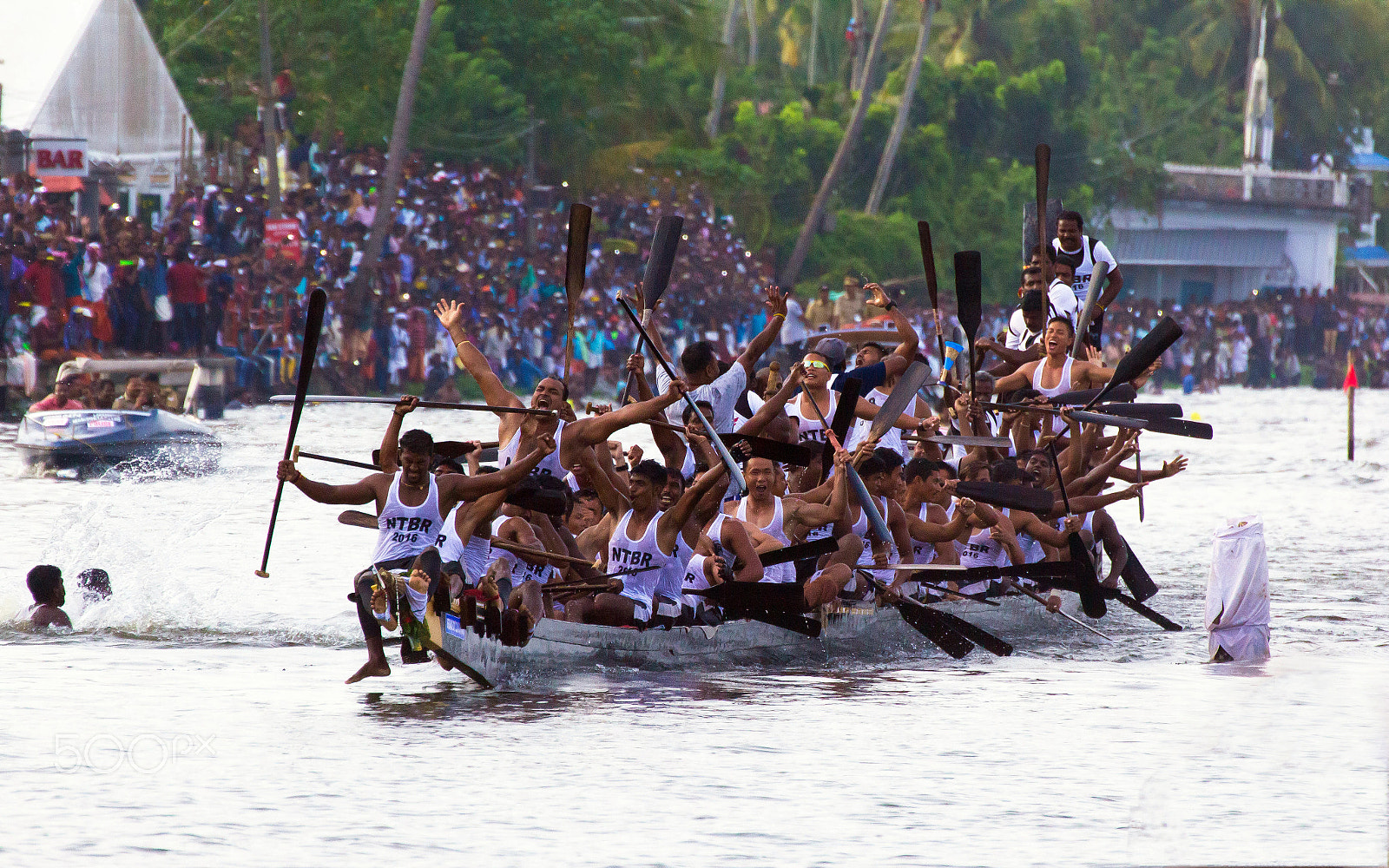 Tamron SP 35mm F1.8 Di VC USD sample photo. Nehru trophy boat race 2016 photography