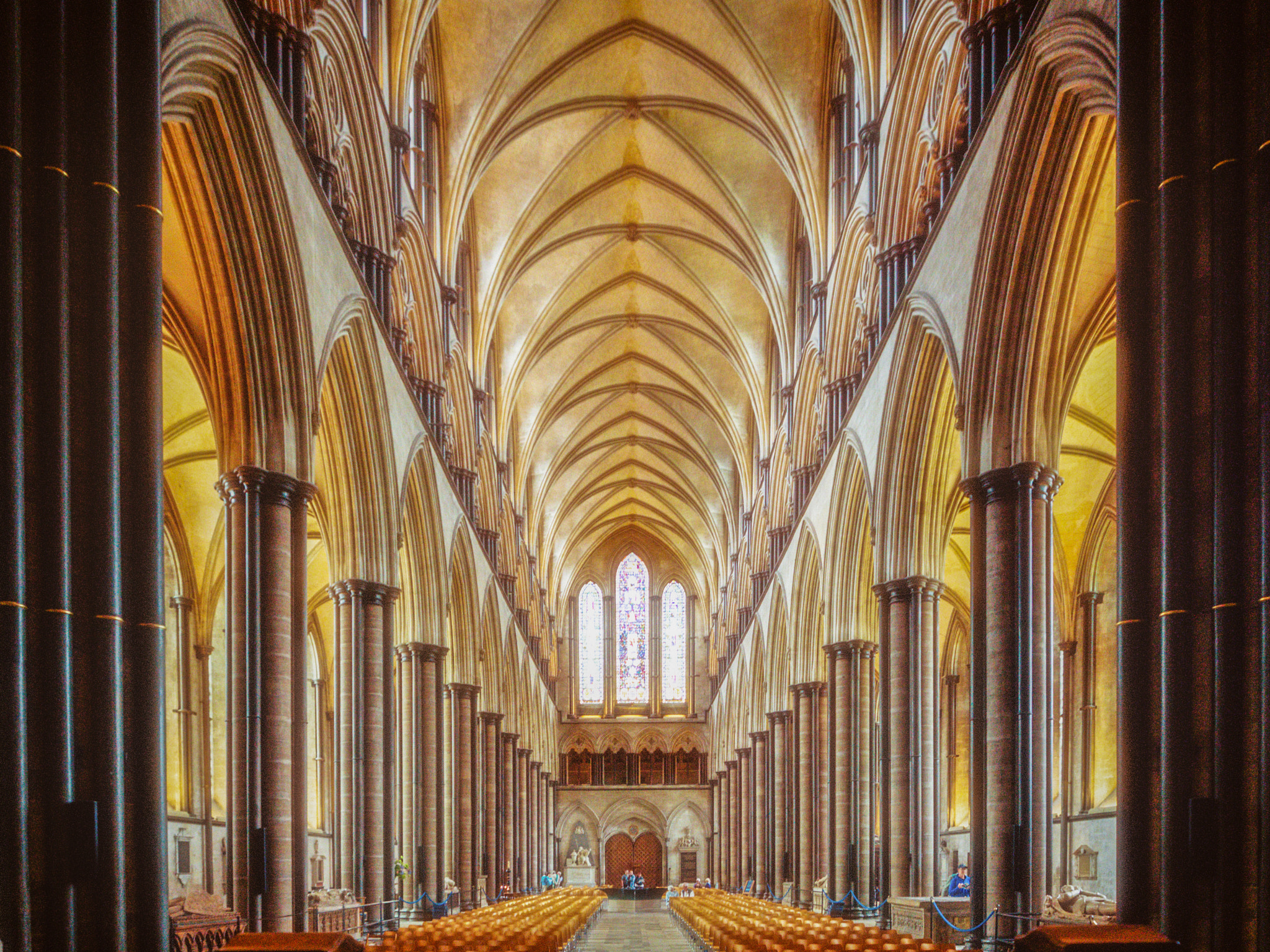 Olympus OM-D E-M10 + OLYMPUS M.12-50mm F3.5-6.3 sample photo. Inside salisbury cathedral photography
