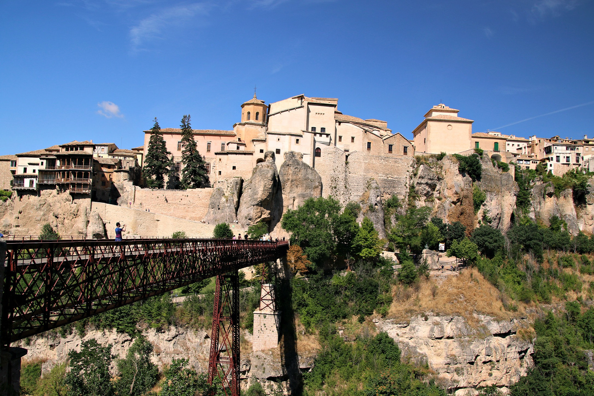 Canon TS-E 90mm F2.8 Tilt-Shift sample photo. Cuenca photography