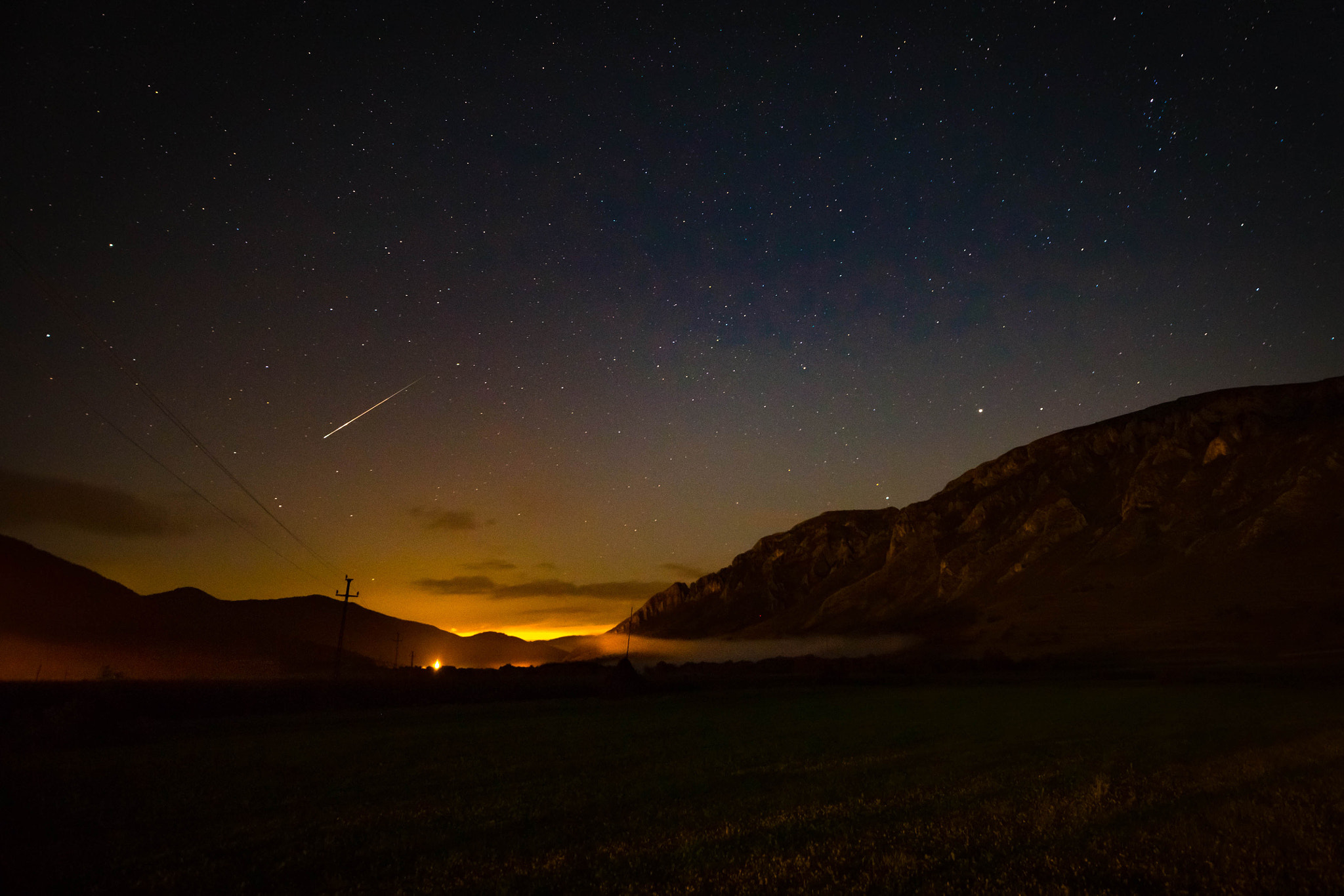 Canon EOS 6D + Sigma 10-20mm F4-5.6 EX DC HSM sample photo. Falling star at colțești, alba, romania photography