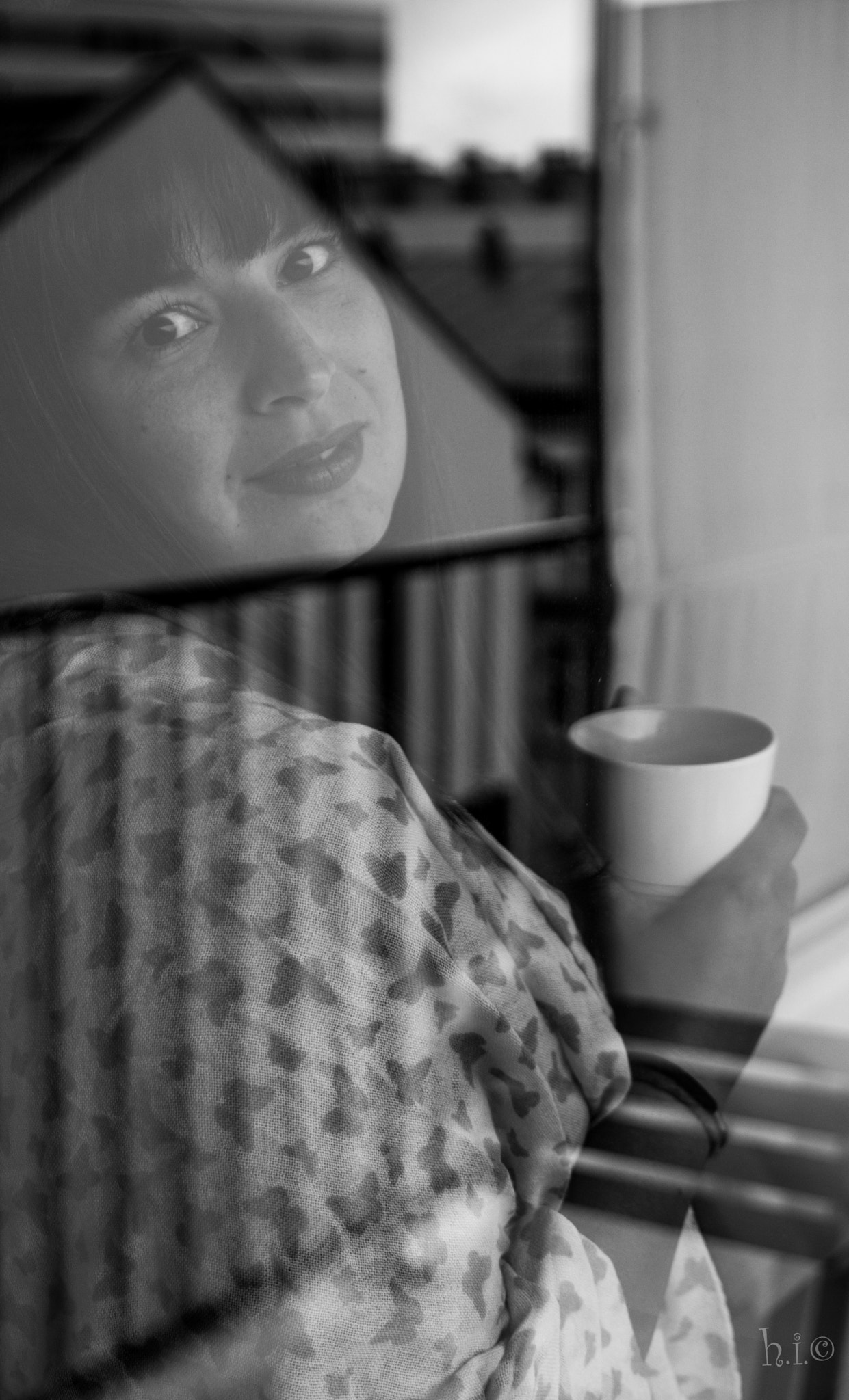 Sigma AF 10-20mm F4-5.6 EX DC sample photo. Morning cubist portrait photography